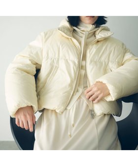 【アダム エ ロペ/ADAM ET ROPE'】の【サステナブル】2WAYフーディショートダウン/撥水 人気、トレンドファッション・服の通販 founy(ファニー) ファッション Fashion レディースファッション Fashion for Women コンパクト Compact, Small Size シャーリング Shirring, Ruched ショート Short, Short Length ジャケット Jacket, Outerwear スタンド Stand Collar, Upright Stand スラックス Slacks, Dress Pants タフタ Taffeta, Structured Fabric ダウン Down, Puffer デニム Denim, Jeans Material パーカー Hoodie, Parka フェザー Feather, Feather Detail ベーシック Basic, Essential ポケット Pocket, Pocket Detail ミドル Middle Length, Mid Height A/W・秋冬 Autumn/Winter おすすめ Recommended / Our Picks 2026年 2026 |ID:prp329100004751783