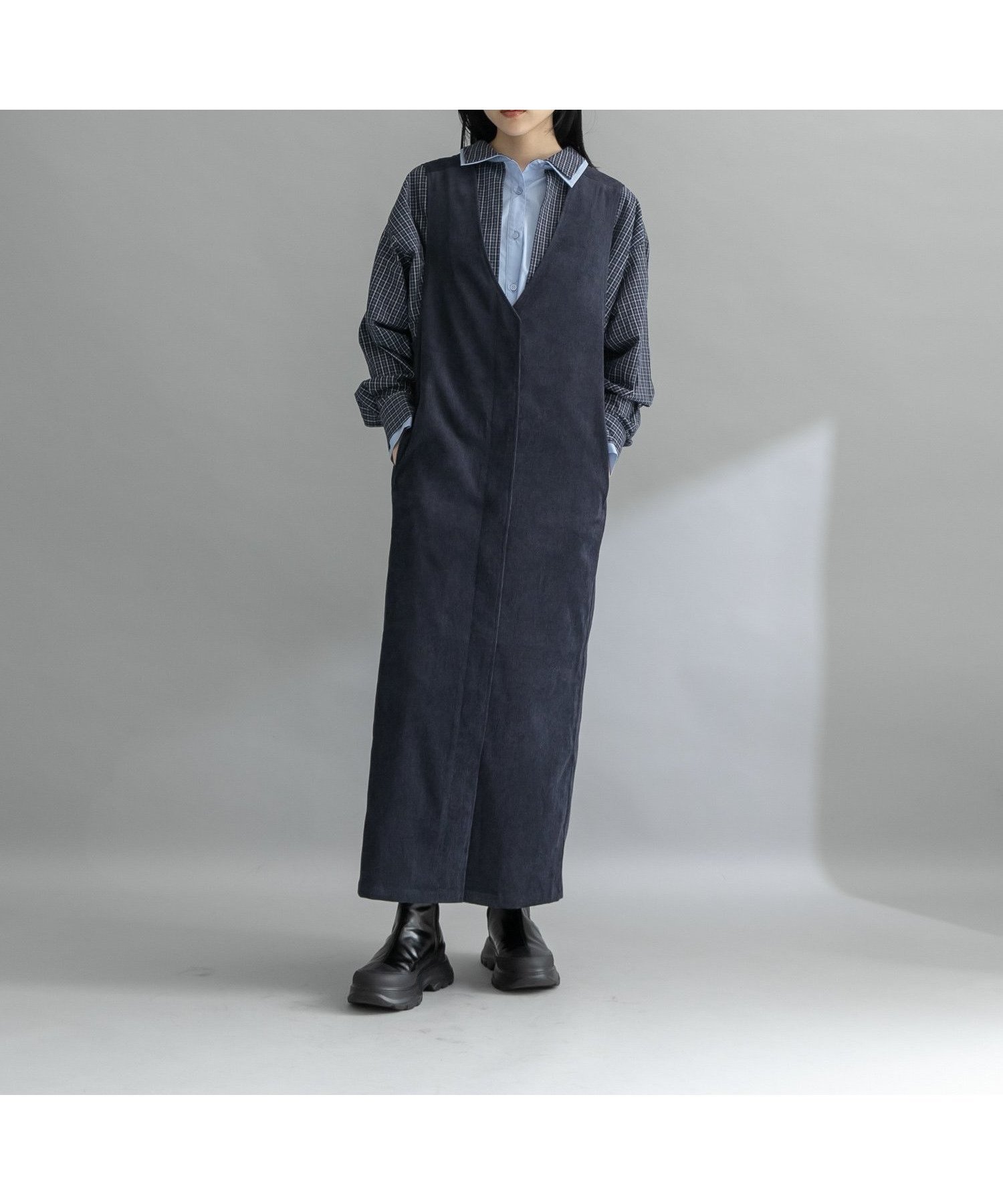 【ケービーエフ/KBF / URBAN RESEARCH】の『WEB限定』コーデュロイクロスジャンパースカート インテリア・キッズ・メンズ・レディースファッション・服の通販 founy(ファニー) ファッション Fashion レディースファッション Fashion for Women スカート Skirts 2025年 2025 2025-2026秋冬・A/W Autumn/Winter 2025–26 AW25–26 冬 Winter / This Winter コーデュロイ Corduroy, Cord Fabric ヴィンテージ Vintage Style A/W・秋冬 Autumn/Winter ネイビー|ID: prp329100004751815 ipo3291000000034362429