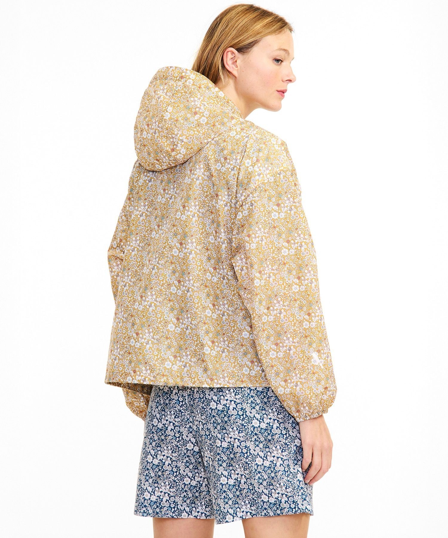 【エーグル/AIGLE】の撥水リバティプリントフーデッドジャケット インテリア・キッズ・メンズ・レディースファッション・服の通販 founy(ファニー) 　ファッション　Fashion　レディースファッション　Fashion for Women　アウター　Coat / Outerwear Collection　レディースジャケット・軽アウター　Jackets　シリコン　Silicone, Silicone Material　ドローストリング　Drawstring, Pull Cord　ファブリック　Fabric, Textile　ポケット　Pocket, Pocket Detail　軽量　Lightweight, Ultra Light　ベージュ|ID: prp329100004751834 ipo3291000000034532895