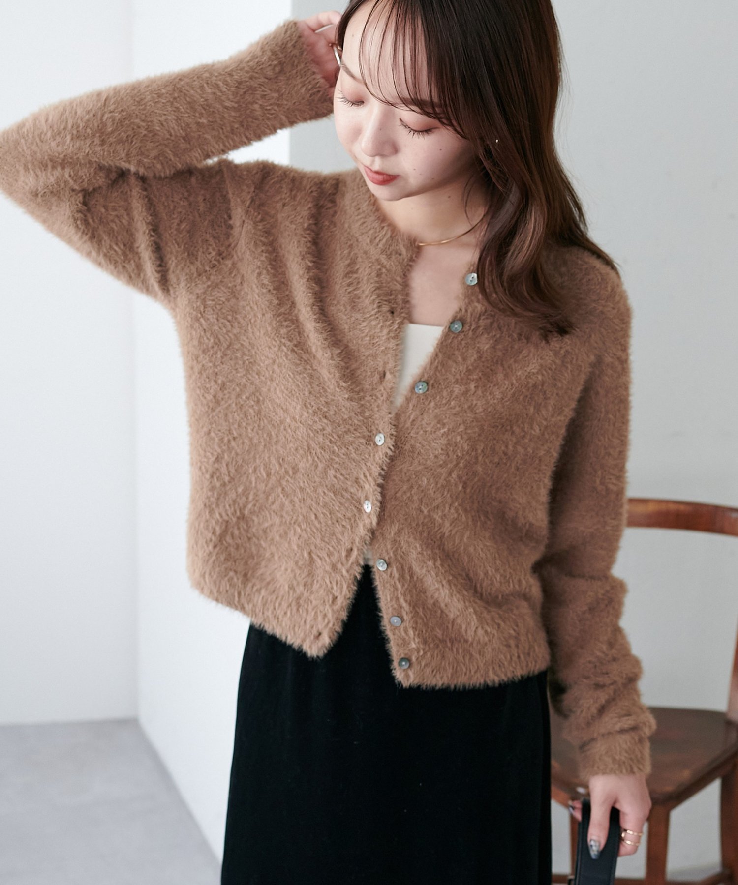 【ディスコート/Discoat】のフェザーヤーンクルーカーディガン《WEB限定カラーあり》 インテリア・キッズ・メンズ・レディースファッション・服の通販 founy(ファニー) 　ファッション　Fashion　レディースファッション　Fashion for Women　トップス・カットソー　Cut & Sew Tops　カーディガン・羽織り　Layered Style Cardigans　おすすめ　Recommended / Our Picks　コンパクト　Compact, Small Size　ショート　Short, Short Length　スラックス　Slacks, Dress Pants　デニム　Denim, Jeans Material　バランス　Balance, Style Balance　バルーン　Balloon, Balloon Silhouette　切替　Switching, Contrast Panel　モカ|ID: prp329100004751867 ipo3291000000034832439