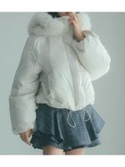 【スナイデル/SNIDEL】の【WEB限定カラーあり】西川フードファーショートダウン 人気、トレンドファッション・服の通販 founy(ファニー) ファッション Fashion レディースファッション Fashion for Women ウェーブ Wavy Pattern 今季 This Season, Current Season 軽量 Lightweight, Ultra Light ショート Short, Short Length ジップ Zip, Zipper ストレート Straight, Straight Cut スマート Smart, Elegant ダウン Down, Puffer ドット Polka Dot, Dot Pattern バランス Balance, Style Balance フロント Front, Front Design ブロック Block, Solid Block Pattern ボトム Bottoms, Lower Wear ポケット Pocket, Pocket Detail ミドル Middle Length, Mid Height 冬 Winter / This Winter おすすめ Recommended / Our Picks thumbnail IVR[003]|ID: prp329100004752229 ipo3291000000034369363