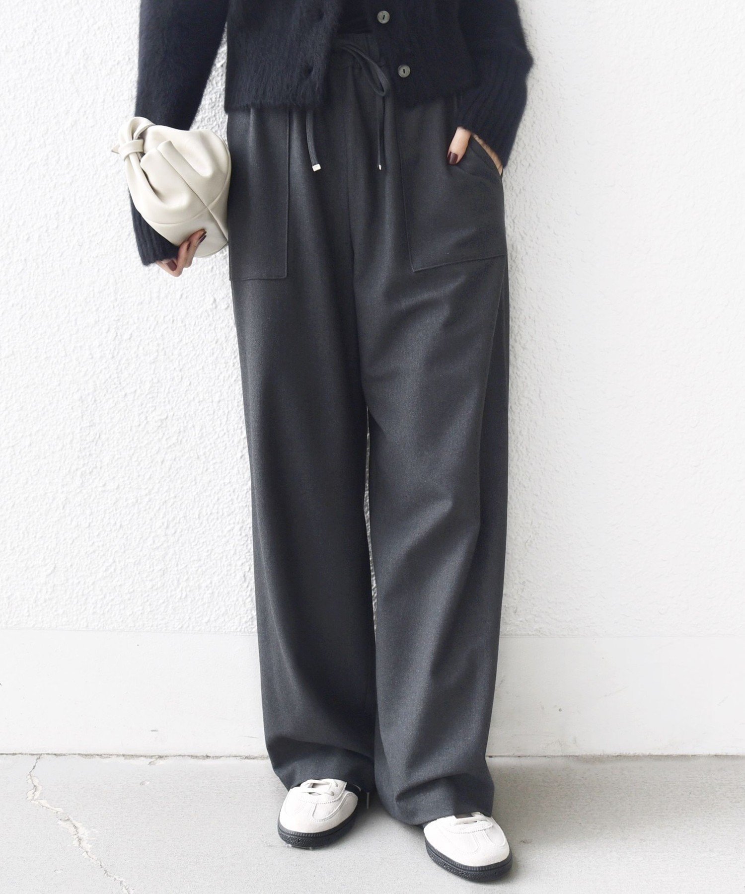 【シップス フォー ウィメン/SHIPS】の手洗い可能 両面起毛 ポケット デザイン ドロスト パンツ インテリア・キッズ・メンズ・レディースファッション・服の通販 founy(ファニー) ファッション Fashion レディースファッション Fashion for Women パンツ Pants & Trousers スウェット / スエット Sweatshirt, Sweatwear ストレッチ Stretch, Stretchy Fabric とろみ Fluid, Flowy Fabric フィット Fit, Slim Fit ポケット Pocket, Pocket Detail リブニット Rib Knit, Ribbed Knit リラックス Relax, Relaxed Fit ルーズ Loose, Oversized ワーク Workwear, Utility Style 2025年 2025 2025-2026秋冬・A/W Autumn/Winter 2025–26 AW25–26 ダークグレー|ID: prp329100004752284 ipo3291000000034819876