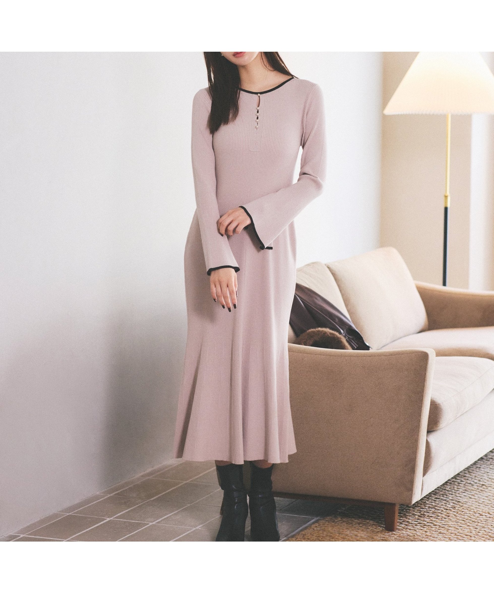 【プロポーション ボディドレッシング/PROPORTION BODY DRESSING】のボタンディテール前後2wayワンピース 25AW インテリア・キッズ・メンズ・レディースファッション・服の通販 founy(ファニー) ファッション Fashion レディースファッション Fashion for Women ワンピース Dresses 2025年 2025 2025-2026秋冬・A/W Autumn/Winter 2025–26 AW25–26 アイレット Eyelet Lace スリット Slit, Slit Detail フロント Front, Front Design グレージュ×ブラック|ID: prp329100004752406 ipo3291000000034659756