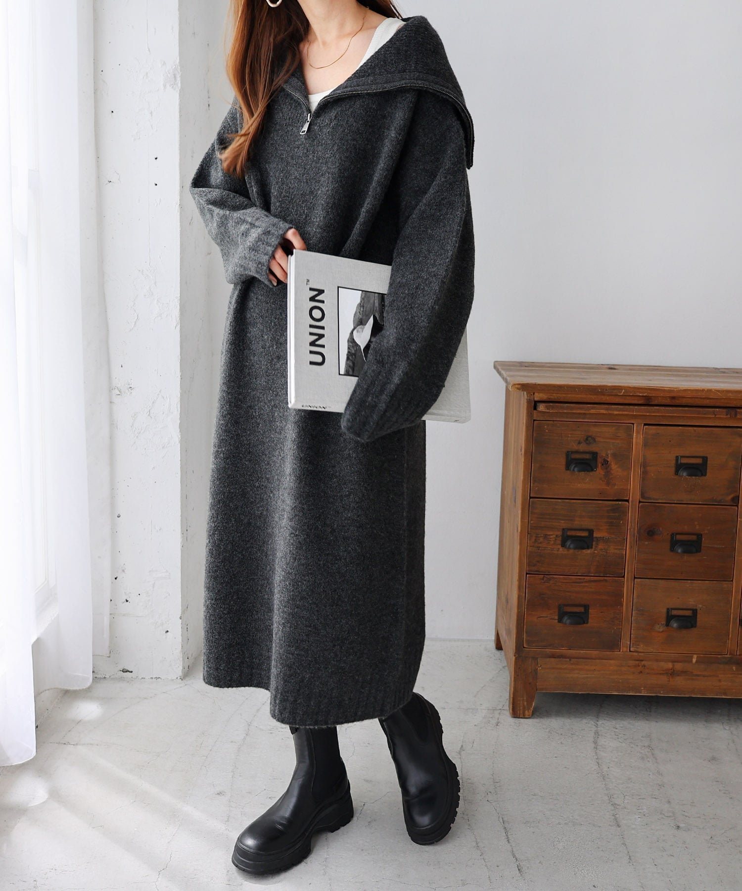 【アンドミー/andme】のセーラーカラー 長袖 ハーフジップ ニット ワンピース インテリア・キッズ・メンズ・レディースファッション・服の通販 founy(ファニー) ファッション Fashion レディースファッション Fashion for Women ワンピース Dresses ニットワンピース Knit Dresses おすすめ Recommended / Our Picks アクリル Acrylic Material ストレート Straight, Straight Cut トレンド Trend, Trending Now 長袖 Long Sleeve, Full Sleeve チャコールグレー|ID: prp329100004752500 ipo3291000000034633524