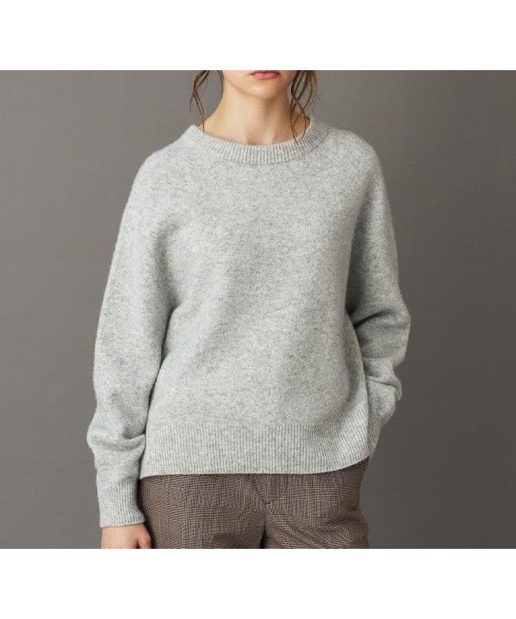 【ドレステリア/DRESSTERIOR】の【otonaMUSE 11月号掲載】カシミヤブレンドクルーネックニット インテリア・キッズ・メンズ・レディースファッション・服の通販 founy(ファニー) 雑誌掲載アイテム Magazine Picks & Fashion Features ファッション雑誌 Fashion Magazines オトナミューズ otona MUSE ファッション Fashion レディースファッション Fashion for Women トップス・カットソー Cut & Sew Tops ニット Knit Tops & Sweaters 11月号 November Issue スマート Smart, Elegant スリット Slit, Slit Detail 雑誌 Magazine, Fashion Magazine 定番 Standard, Basic Item ホールガーメント WholeGarment, Seamless Knit ライトグレー|ID: prp329100004752593 ipo3291000000034720857