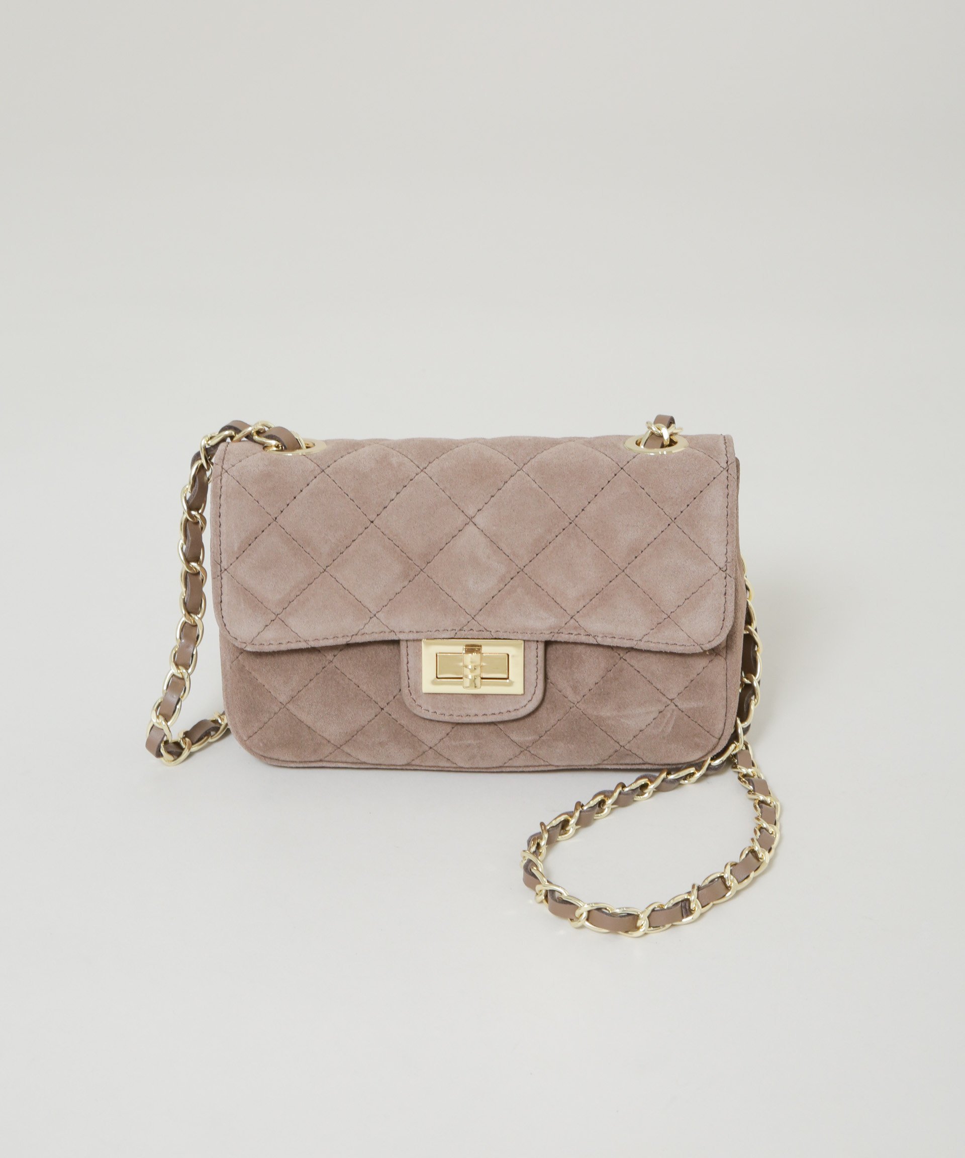 【ナノ ユニバース/nano universe】のAULENTTI/キルティングチェーンバッグ 人気、トレンドファッション・服の通販 founy(ファニー)  ファッション Fashion レディースファッション Fashion for Women バッグ Bags イタリア Italy 春 Spring キルティング Quilted, Quilting コンパクト Compact, Small Size ショルダー Shoulder, Shoulder Strap シンプル Simple, Minimal チェーン Chain, Chain Strap トレンド Trend, Trending Now S/S・春夏 SS, Spring/Summer, Warm Season 夏 Summer エレガント 上品 Elegant 結婚式 Wedding 2025年 2025 2025-2026秋冬・A/W Autumn/Winter 2025–26 AW25–26  other-1|ID: prp329100004752640 ipo3291000000034374151