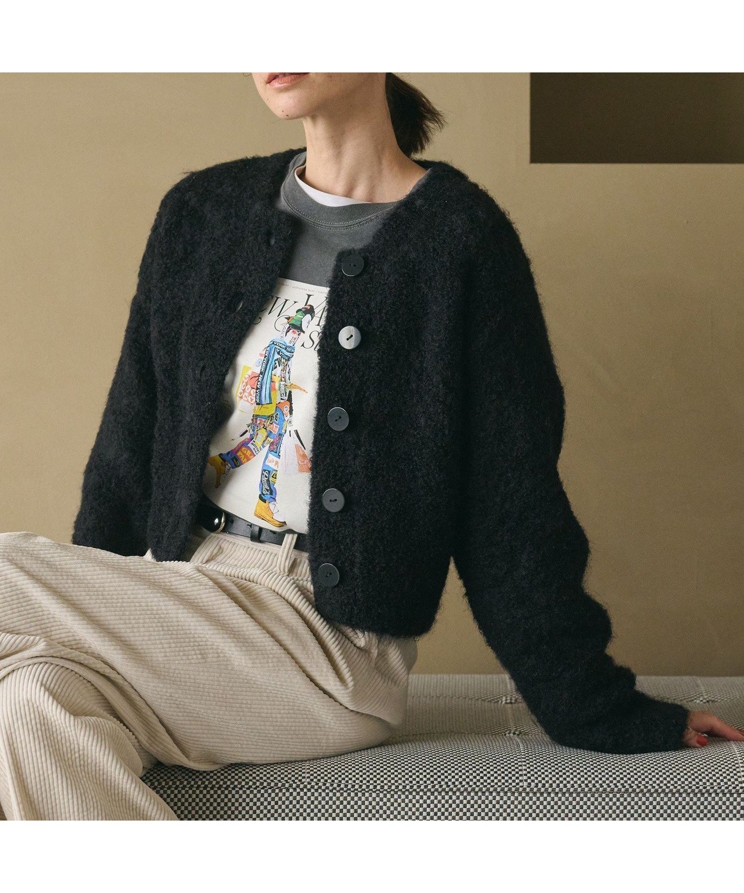 【ビューティ&ユース ユナイテッドアローズ/BEAUTY&YOUTH / UNITED ARROWS】のウールブレンド ブークレ クルーネックカーディガン インテリア・キッズ・メンズ・レディースファッション・服の通販 founy(ファニー) 　ファッション　Fashion　レディースファッション　Fashion for Women　トップス・カットソー　Cut & Sew Tops　カーディガン・羽織り　Layered Style Cardigans　カーディガン　Cardigan, Knitwear　クラシカル　Classical, Vintage-Inspired　クラシック　Classic, Timeless Style　トレンド　Trend, Trending Now　ハーフ　Half, Half-Length　フロント　Front, Front Design　ワイド　Wide, Wide Fit　おすすめ　Recommended / Our Picks　BLACK|ID: prp329100004752697 ipo3291000000034967904