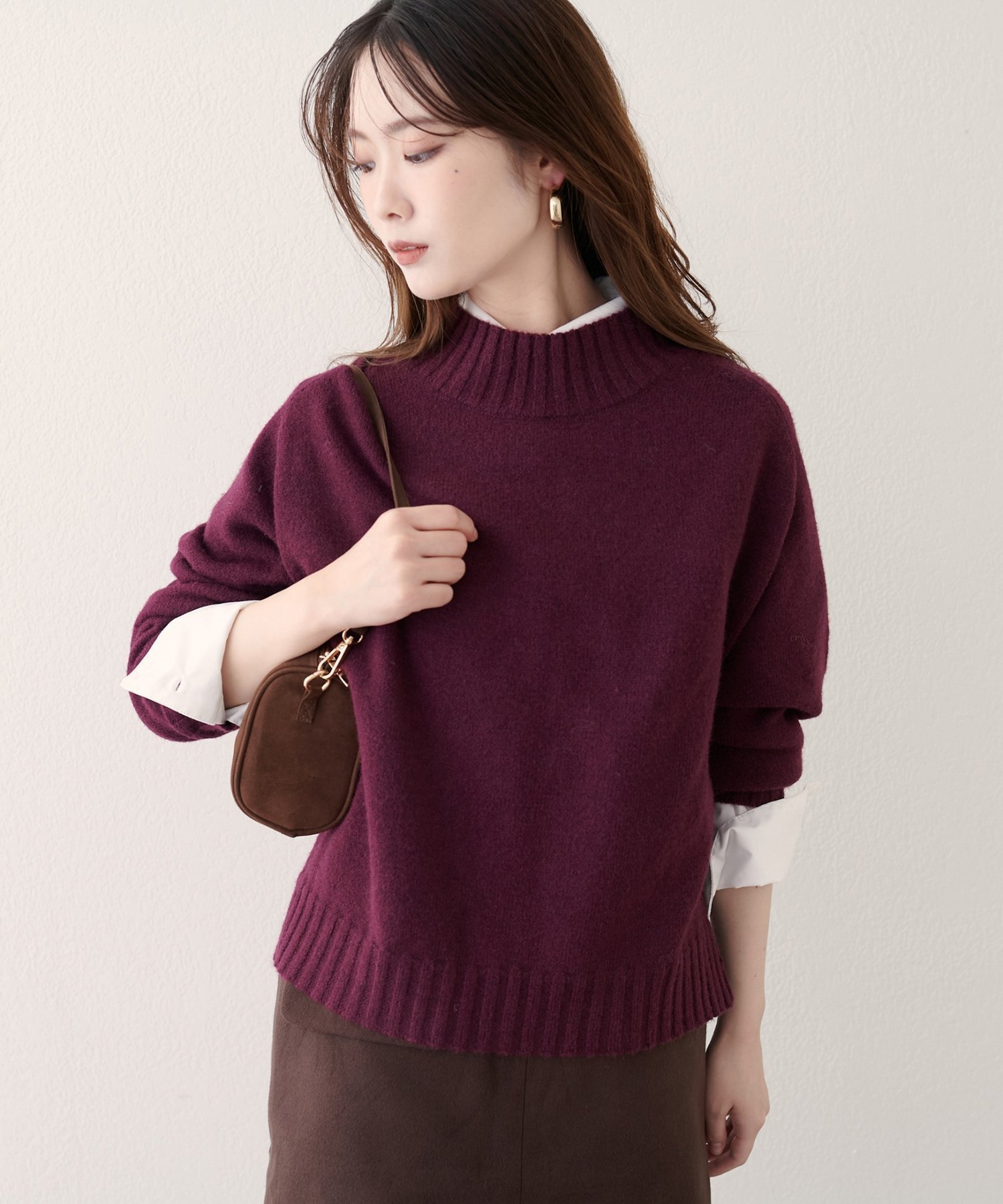 【ナチュラルクチュール/natural couture】のウール リサイクルポリショートニットプルオーバー インテリア・キッズ・メンズ・レディースファッション・服の通販 founy(ファニー) 　ファッション　Fashion　レディースファッション　Fashion for Women　トップス・カットソー　Cut & Sew Tops　ニット　Knit Tops & Sweaters　カジュアルプルオーバー・ニットトップス　Pullovers & Knit Tops / Casual Pullovers　アクセサリー　Fashion Accessories　ショート　Short, Short Length　シンプル　Simple, Minimal　デニム　Denim, Jeans Material　トレンド　Trend, Trending Now　ハイネック　High Neck, Mock Neck　フェミニン　Feminine, Girly　リラックス　Relax, Relaxed Fit　再入荷　Restock / Back in Stock　エレガント 上品　Elegant　2025年　2025　2025-2026秋冬・A/W　Autumn/Winter 2025–26 AW25–26　ボルドー|ID: prp329100004752707 ipo3291000000034650788