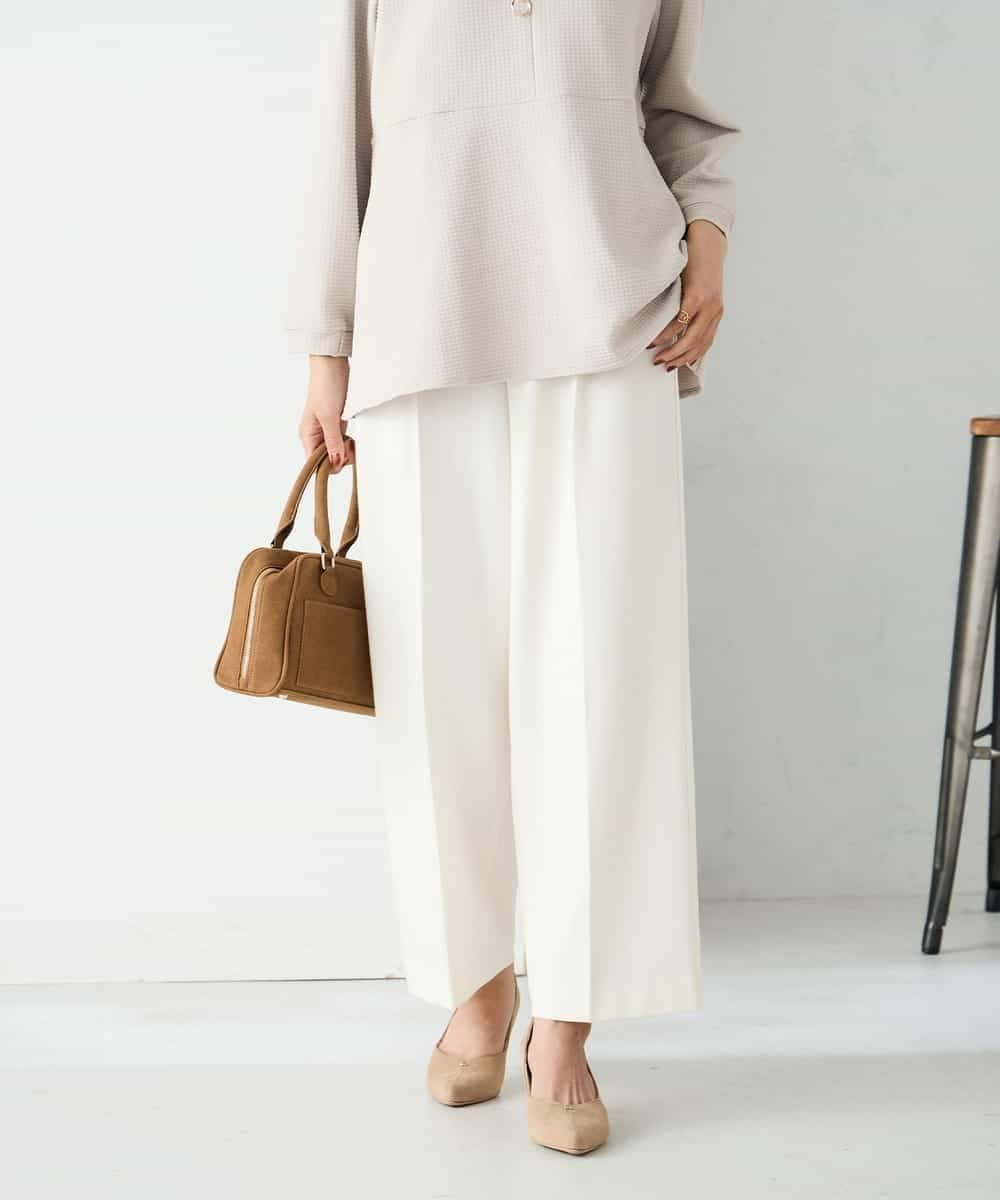 【アー ヴェー ヴェー/a.v.v】の【イージーケア/洗える/ストレッチ】裏起毛美ラクるスッキリ見えワイドパンツ インテリア・キッズ・メンズ・レディースファッション・服の通販 founy(ファニー) ファッション Fashion レディースファッション Fashion for Women パンツ Pants & Trousers 春 Spring 洗える Machine Washable 秋 Autumn ギャザー Gathered, Ruffled スウェット / スエット Sweatshirt, Sweatwear ストレッチ Stretch, Stretchy Fabric セットアップ Set-Up, Coordinated Outfit センター Center, Center Line 人気 Popular, Best Seller フェミニン Feminine, Girly フロント Front, Front Design ワイド Wide, Wide Fit 冬 Winter / This Winter 再入荷 Restock / Back in Stock 夏 Summer ビジネス 仕事 通勤 Business / Work / Commuting ホワイト|ID: prp329100004753158 ipo3291000000034548410