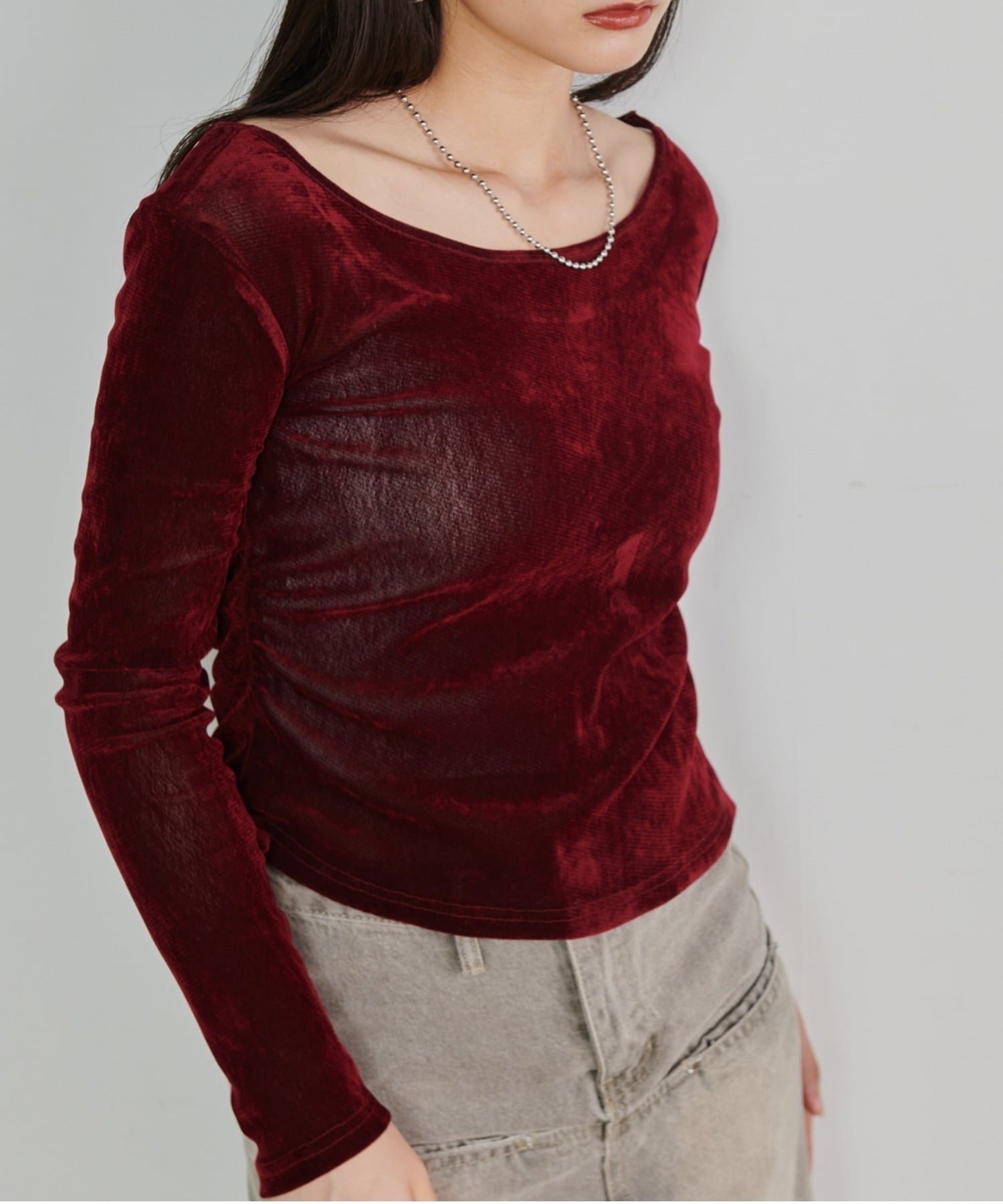 【ラナン/Ranan】のRANAN/バックオープンベロアトップス インテリア・キッズ・メンズ・レディースファッション・服の通販 founy(ファニー) 　ファッション　Fashion　レディースファッション　Fashion for Women　トップス・カットソー　Cut & Sew Tops　ベロアトップス　Velour Tops / Velvet-Look Items　ヴィンテージ　Vintage Style　ギャザー　Gathered, Ruffled　コンパクト　Compact, Small Size　シンプル　Simple, Minimal　デコルテ　Décolleté, Neckline　トレンド　Trend, Trending Now　バレエ　Ballet, Ballet Style　ベロア　Velour, Soft Velvet　ボトム　Bottoms, Lower Wear　ポケット　Pocket, Pocket Detail　ビジネス 仕事 通勤　Business / Work / Commuting　ボルドー2|ID: prp329100004753170 ipo3291000000034591329