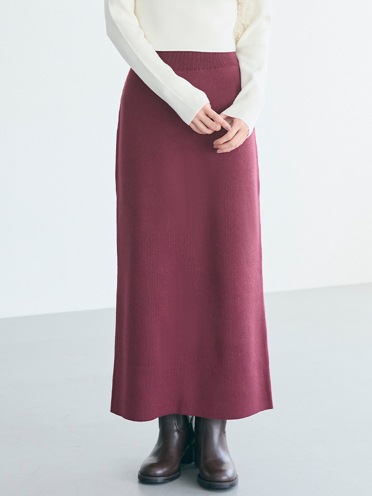 【コカ/COCA】の【新色追加】ミラノリブナロースカート インテリア・キッズ・メンズ・レディースファッション・服の通販 founy(ファニー) 　ファッション　Fashion　レディースファッション　Fashion for Women　スカート　Skirts　シンプル　Simple, Minimal　スウェット / スエット　Sweatshirt, Sweatwear　ストレッチ　Stretch, Stretchy Fabric　ストレート　Straight, Straight Cut　スニーカー　Sneakers, Trainers　スリット　Slit, Slit Detail　タイトスカート　Pencil Skirt, Tight Skirt　ダウン　Down, Puffer　フィット　Fit, Slim Fit　ポケット　Pocket, Pocket Detail　マキシ　Maxi, Full Length　ミラノリブ　Milano Rib, Milano Stitch　リブニット　Rib Knit, Ribbed Knit　ロング　Long, Long-Length　エレガント 上品　Elegant　2025年　2025　2025-2026秋冬・A/W　Autumn/Winter 2025–26 AW25–26　Wine|ID: prp329100004753194 ipo3291000000034529439