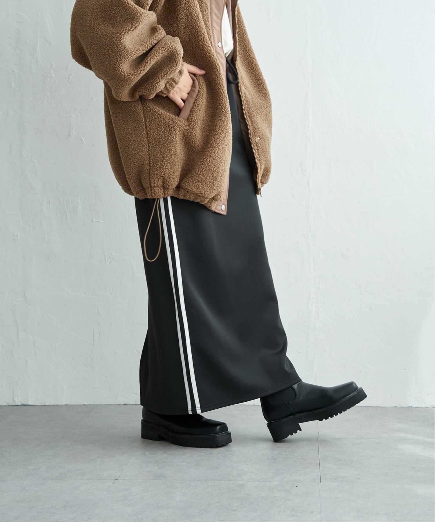 【ノッチ/notch】のサイドラインジャージスカート インテリア・キッズ・メンズ・レディースファッション・服の通販 founy(ファニー) 　ファッション　Fashion　レディースファッション　Fashion for Women　スカート　Skirts　おすすめ　Recommended / Our Picks　シューズ　Shoes, Footwear　ブラック|ID: prp329100004753216 ipo3291000000034642669