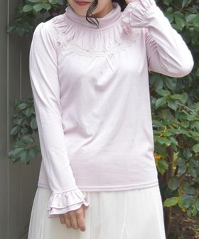 【アクシーズファム/axes femme】のHOTfemmeタートル 人気、トレンドファッション・服の通販 founy(ファニー) ファッション Fashion レディースファッション Fashion for Women おすすめ Recommended / Our Picks カットソー Cut and Sewn Top カーディガン Cardigan, Knitwear ギャザー Gathered, Ruffled スカラップ Scallop, Scalloped Edge タートル Turtleneck, Turtle Collar タートルネック Turtleneck, High Neck パール Pearl, Pearl Accent フェミニン Feminine, Girly レース Lace, Lace Fabric 冬 Winter / This Winter 切替 Switching, Contrast Panel 定番 Standard, Basic Item |ID:prp329100004753263