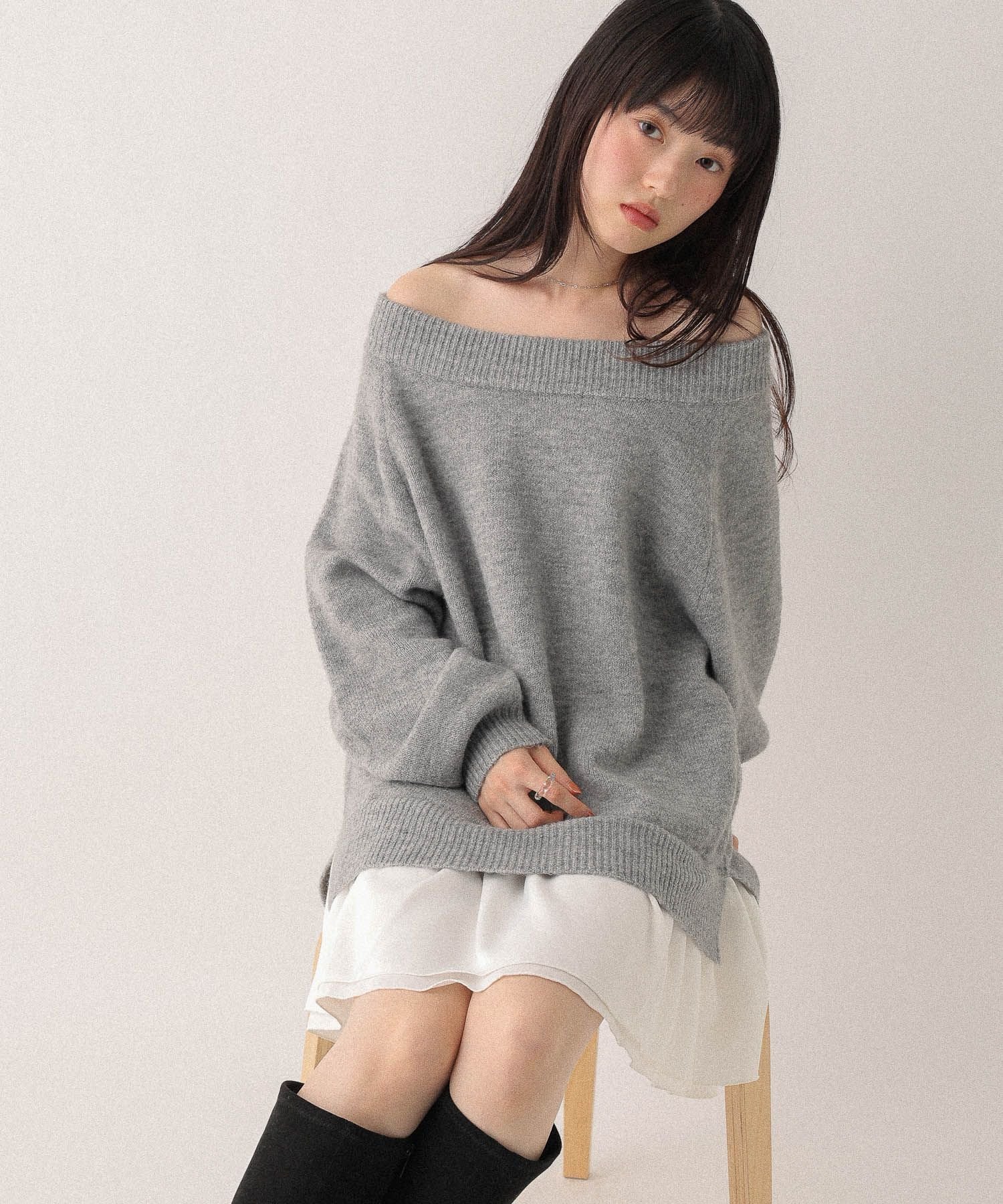 【ヘザー/Heather】のドッキンングフリルニットワンピース インテリア・キッズ・メンズ・レディースファッション・服の通販 founy(ファニー) 　ファッション　Fashion　レディースファッション　Fashion for Women　ワンピース　Dresses　ニットワンピース　Knit Dresses　おすすめ　Recommended / Our Picks　ショルダー　Shoulder, Shoulder Strap　ドッキング　Docking, Mixed Material　フリル　Frill, Ruffle　ロング　Long, Long-Length　グレー|ID: prp329100004753285 ipo3291000000034380427