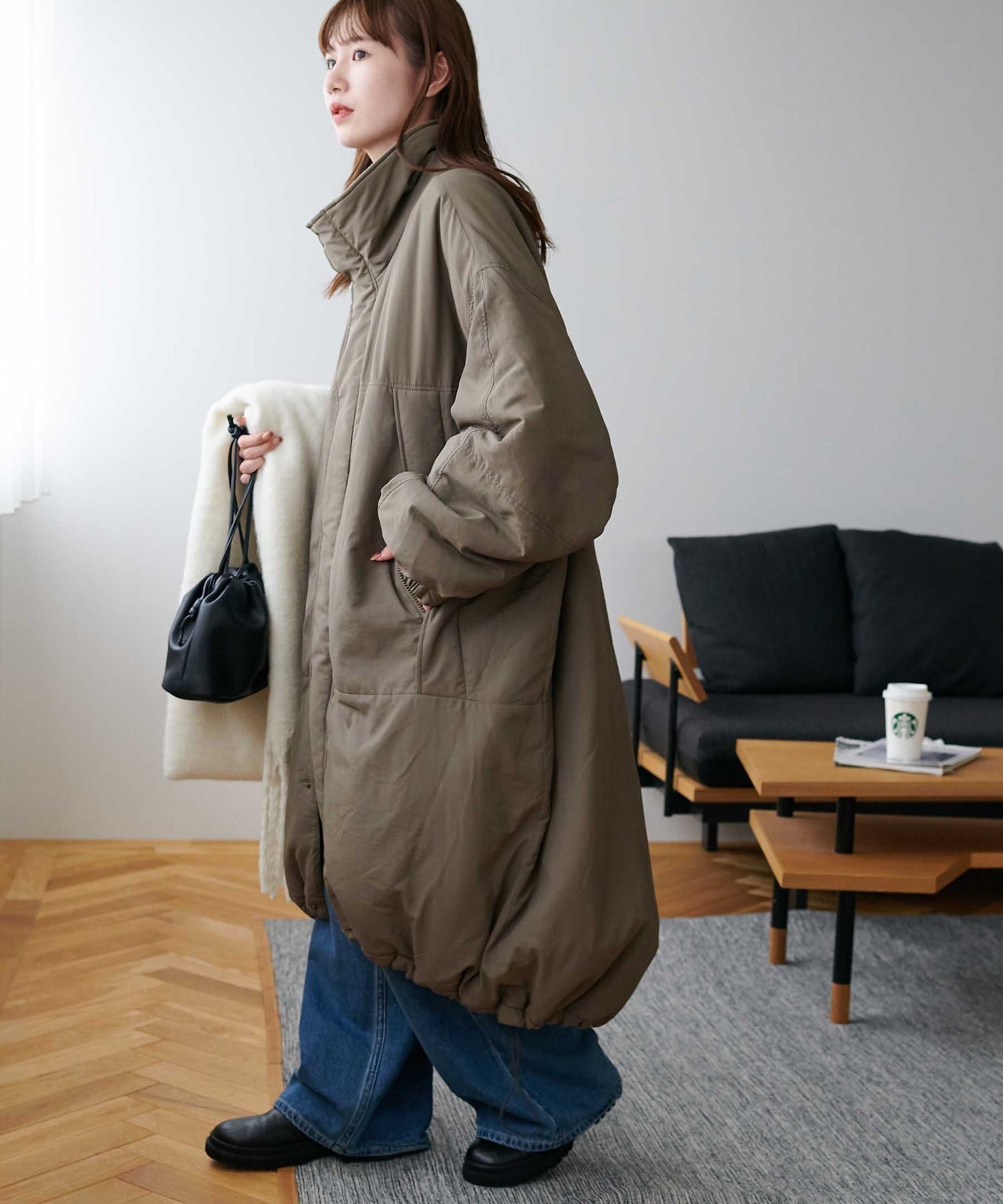 【ディスコート/Discoat】の【軽量/足元まで暖か/ユニセックス】モンスターコート インテリア・キッズ・メンズ・レディースファッション・服の通販 founy(ファニー) ファッション Fashion レディースファッション Fashion for Women アウター Coat / Outerwear Collection コート・ロングコート・ピーコート Long Coats, Peacoats & More アウトドア Outdoor Clothing シンプル Simple, Minimal スウェット / スエット Sweatshirt, Sweatwear スタンド Stand Collar, Upright Stand ドローコード Drawcord, Drawstring Cord バランス Balance, Style Balance フォルム Silhouette, Form ポケット Pocket, Pocket Detail ミリタリー Military, Army Style ロング Long, Long-Length 冬 Winter / This Winter 定番 Standard, Basic Item 軽量 Lightweight, Ultra Light ブラウン|ID: prp329100004753407 ipo3291000000034527609