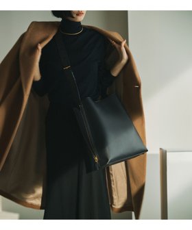 【ロペ/ROPE'】の【E POR】Y BAG Shoulder Large【通勤】【A4対応】【ドラマ着用】 人気、トレンドファッション・服の通販 founy(ファニー) ファッション Fashion レディースファッション Fashion for Women エレガント 上品 Elegant オレンジ Orange コンパクト Compact, Small Size サイドジップ Side Zip, Side Zipper ショルダー Shoulder, Shoulder Strap スリム Slim, Slim Fit スーツ Suit, Formalwear パープル Purple, Violet ポケット Pocket, Pocket Detail マグネット Magnet, Magnetic Closure ラベンダー Lavender おすすめ Recommended / Our Picks ビジネス 仕事 通勤 Business / Work / Commuting |ID:prp329100004753428