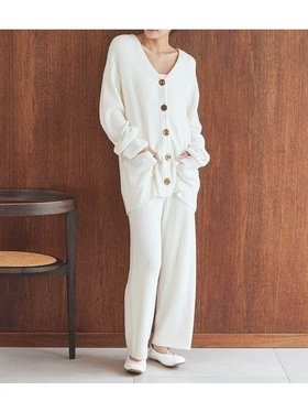 【ジェラート ピケ/gelato pique】の調温スムーズィ-ロングパンツ 人気、トレンドファッション・服の通販 founy(ファニー) ファッション Fashion レディースファッション Fashion for Women パンツ Pants & Trousers カーディガン Cardigan, Knitwear ストレート Straight, Straight Cut スマート Smart, Elegant セットアップ Set-Up, Coordinated Outfit なめらか Smooth, Silky Texture ロング Long, Long-Length ワンポイント One Point, Statement Accent |ID:prp329100004753469