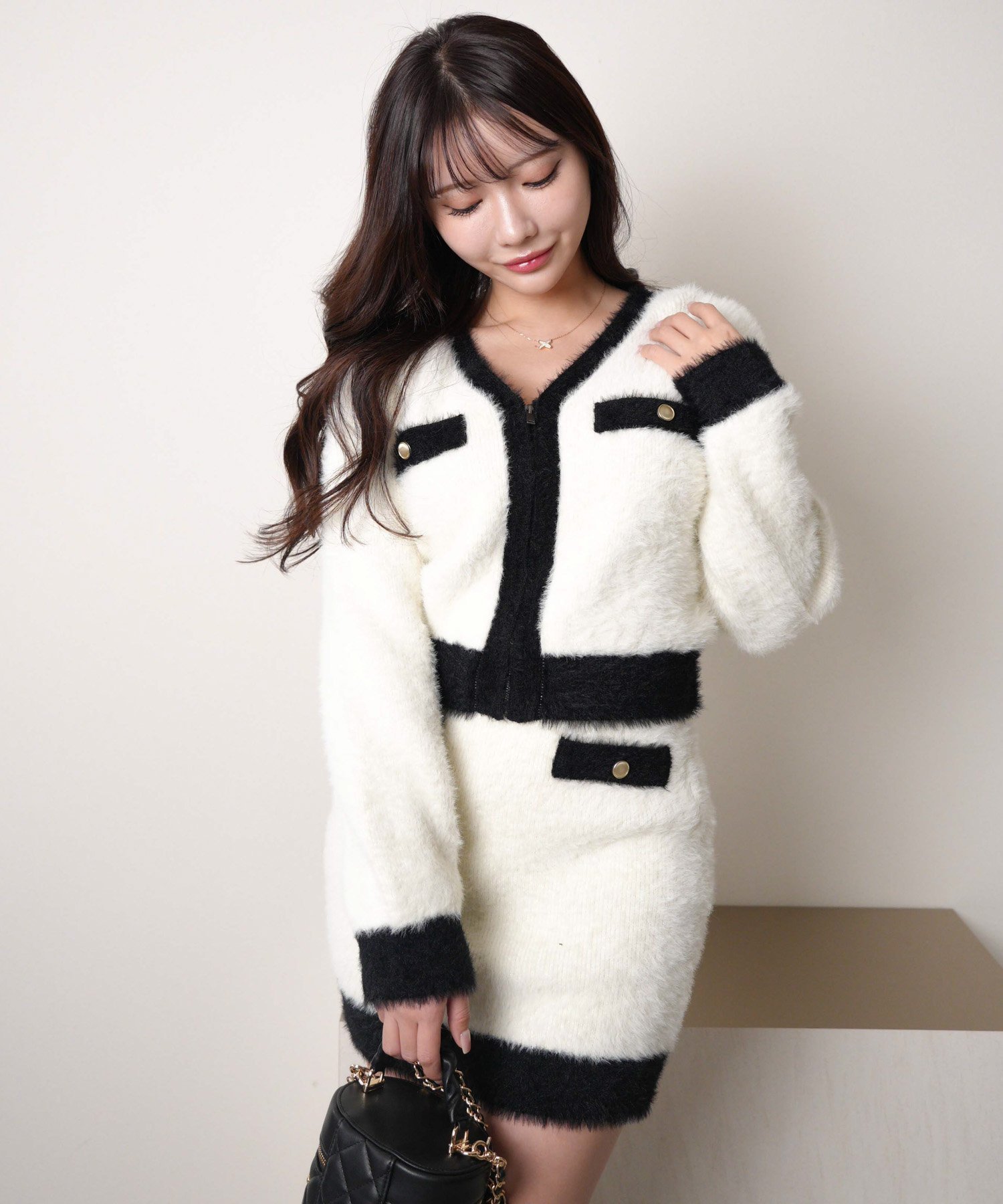 【リップサービス/LIP SERVICE】のLIP SERVICE/ラメフェザーバイカラーSET UP 人気、トレンドファッション・服の通販 founy(ファニー)  ファッション Fashion レディースファッション Fashion for Women 今季 This Season, Current Season トレンド Trend, Trending Now フェザー Feather, Feather Detail フロント Front, Front Design ボトム Bottoms, Lower Wear モノトーン Monotone, Black and White おすすめ Recommended / Our Picks ホリデーシーズン Holiday Season  other-1|ID: prp329100004753726 ipo3291000000034384766