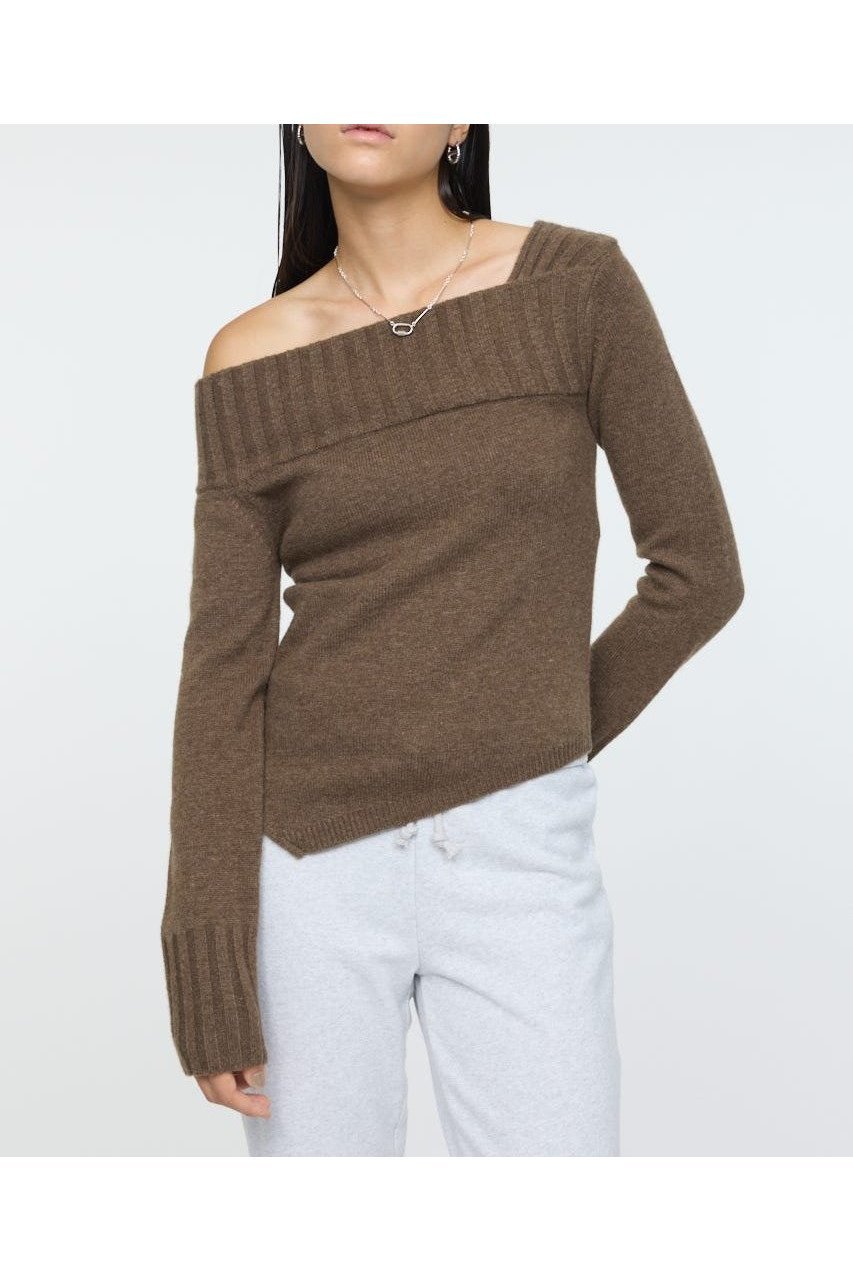 【マウジー/moussy】のASYMMETRY トップス 人気、トレンドファッション・服の通販 founy(ファニー)  ファッション Fashion レディースファッション Fashion for Women トップス・カットソー Cut & Sew Tops インナー Innerwear キャップ Cap, Baseball Cap キャミソール Camisole, Spaghetti Strap Top ショルダー Shoulder, Shoulder Strap スニーカー Sneakers, Trainers セーター Sweater, Knitwear タンク Tank Top, Sleeveless Top デコルテ Décolleté, Neckline デニム Denim, Jeans Material ドロップ Drop Shoulder, Dropped Style 人気 Popular, Best Seller バランス Balance, Style Balance リラックス Relax, Relaxed Fit ワイド Wide, Wide Fit 再入荷 Restock / Back in Stock おすすめ Recommended / Our Picks  other-1|ID: prp329100004753795 ipo3291000000034385232