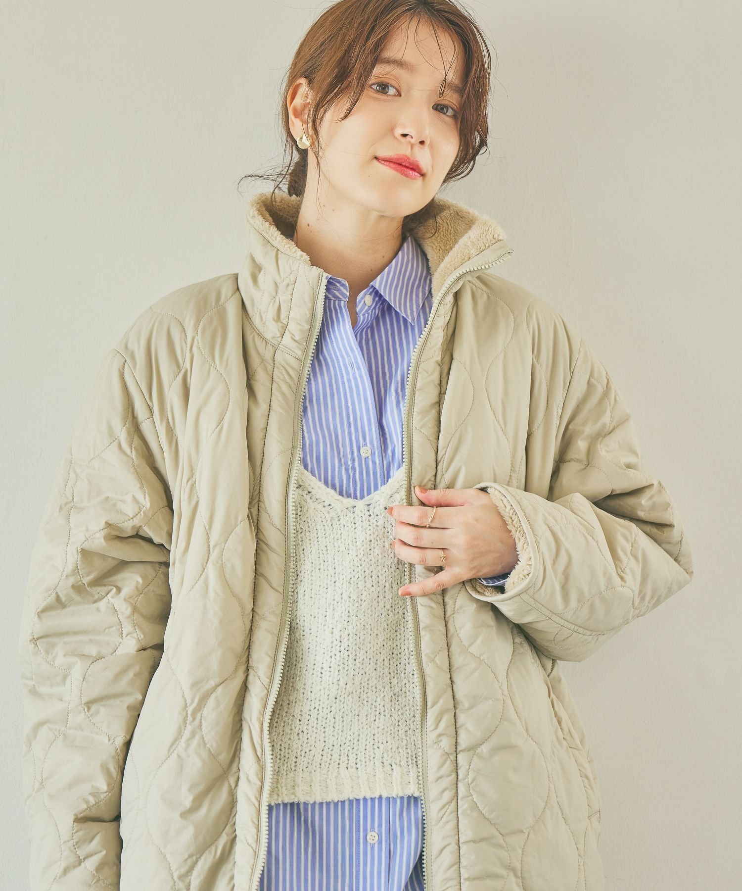 【スタディオ クリップ/studio CLIP】の【撥水加工・マシンウォッシャブル】リバーシブルスタンドショートブルゾン インテリア・キッズ・メンズ・レディースファッション・服の通販 founy(ファニー) 　ファッション　Fashion　レディースファッション　Fashion for Women　アウター　Coat / Outerwear Collection　ブルゾンジャケット・スポーティアウター　Blouson Jackets　おすすめ　Recommended / Our Picks　キルティング　Quilted, Quilting　キルト　Quilt, Quilted Fabric　ショート　Short, Short Length　スタンド　Stand Collar, Upright Stand　ブルゾン　Blouson, Bomber Jacket　リバーシブル　Reversible, Two-Sided　洗える　Machine Washable　防寒　Cold Protection, Winter-Ready　ベージュ55|ID: prp329100004753897 ipo3291000000035009976