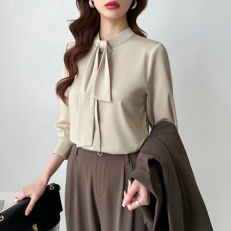 【ココモモ/COCOMOMO】のボウタイブラウス きれいめブラウス オフィスカジュアル ブラウス きれいめ インテリア・キッズ・メンズ・レディースファッション・服の通販 founy(ファニー) ファッション Fashion レディースファッション Fashion for Women トップス・カットソー Cut & Sew Tops シャツ・ブラウス・オフィスカジュアル Elegant Blouses & Button-Ups エレガント 上品 Elegant ジャケット Jacket, Outerwear スタンド Stand Collar, Upright Stand フォーマル Formal, Dressy リボン Ribbon, Bow ライトブラウン|ID: prp329100004753941 ipo3291000000035179134