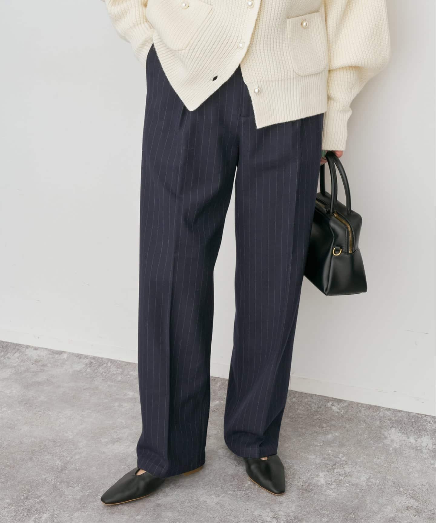 【スピック&スパン/Spick & Span】の《手洗い可》起毛タックテーパードパンツ インテリア・キッズ・メンズ・レディースファッション・服の通販 founy(ファニー) ファッション Fashion レディースファッション Fashion for Women パンツ Pants & Trousers シューズ Shoes, Footwear ショート Short, Short Length シンプル Simple, Minimal スマート Smart, Elegant バランス Balance, Style Balance フラット Flat, Flat Shoes リラックス Relax, Relaxed Fit A/W・秋冬 Autumn/Winter エレガント 上品 Elegant ビジネス 仕事 通勤 Business / Work / Commuting ネイビーベース|ID: prp329100004754513 ipo3291000000034677366