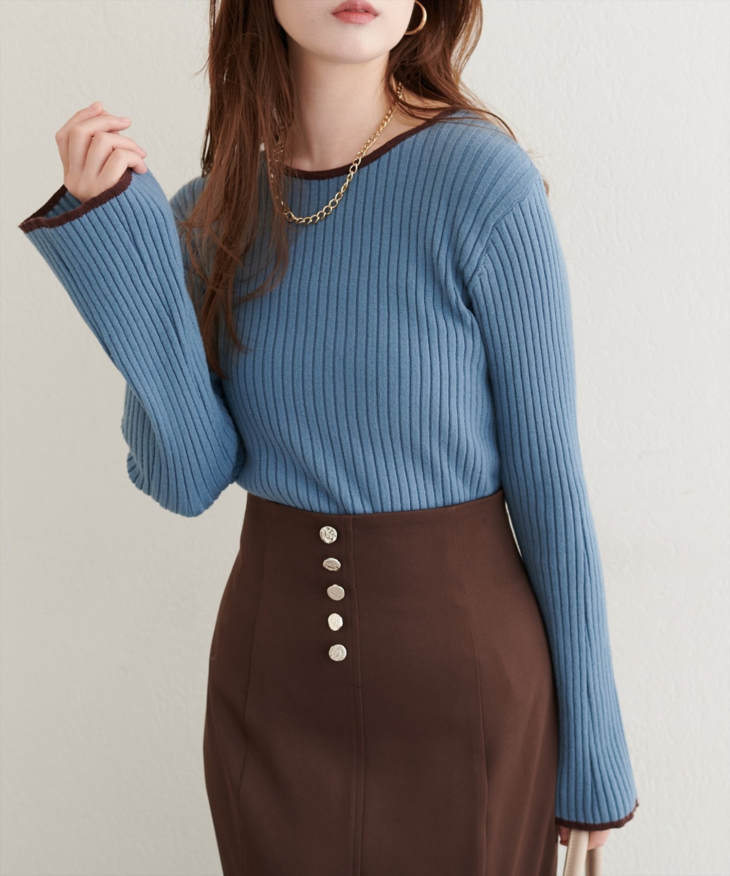 【ナチュラルクチュール/natural couture】のフレア袖配色リブニット インテリア・キッズ・メンズ・レディースファッション・服の通販 founy(ファニー) ファッション Fashion レディースファッション Fashion for Women トップス・カットソー Cut & Sew Tops ニット Knit Tops & Sweaters インナー Innerwear 今季 This Season, Current Season サロペット Overalls, Salopette シンプル Simple, Minimal ジャケット Jacket, Outerwear スリーブ Sleeve, Long Sleeve / Short Sleeve トレンド Trend, Trending Now フィット Fit, Slim Fit フレア Flare, Flared ボーダー Border, Stripe リブニット Rib Knit, Ribbed Knit 再入荷 Restock / Back in Stock おすすめ Recommended / Our Picks 2025年 2025 2025-2026秋冬・A/W Autumn/Winter 2025–26 AW25–26 ブルー|ID: prp329100004754635 ipo3291000000034503450