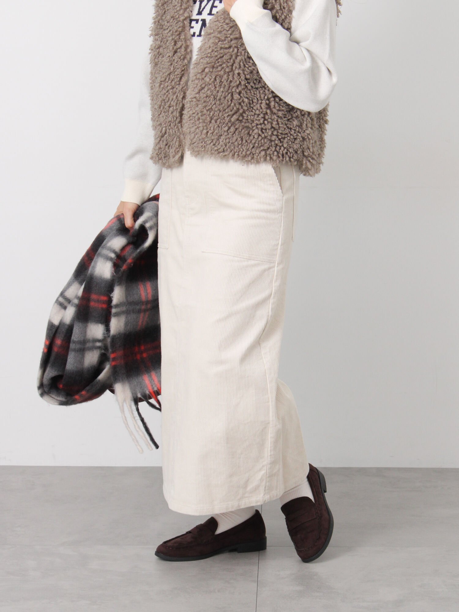 【テチチ/Te chichi】のコーデュロイベイカースカート 人気、トレンドファッション・服の通販 founy(ファニー) ファッション Fashion レディースファッション Fashion for Women スカート Skirts おすすめ Recommended / Our Picks コーデュロイ Corduroy, Cord Fabric スリット Slit, Slit Detail フロント Front, Front Design ポケット Pocket, Pocket Detail other-1|ID: prp329100004754855 ipo3291000000034587427