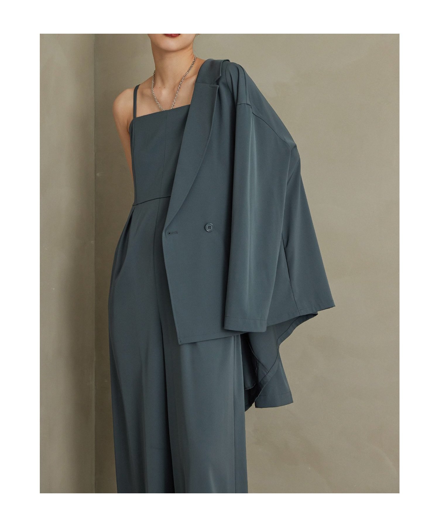 【ビーフラット/bflat】のプラクティカルセットアップ 2点セット ストライプ ジャケット パンツドレス インテリア・キッズ・メンズ・レディースファッション・服の通販 founy(ファニー) 　ファッション　Fashion　レディースファッション　Fashion for Women　アウター　Coat / Outerwear Collection　レディースジャケット・軽アウター　Jackets　セットアップ　Matching Sets　レディースパンツ・ボトムス　Pants & Trousers / Bottoms　オケージョン　Occasion Wear　ジャケット　Jacket, Outerwear　ストライプ　Stripe, Striped Pattern　チェーン　Chain, Chain Strap　ドレス　Dress, One-Piece　ネックレス　Necklace, Pendant Necklace　ポケット　Pocket, Pocket Detail　ワイド　Wide, Wide Fit　おすすめ　Recommended / Our Picks　結婚式　Wedding　披露宴　Wedding Reception　二次会　After Party　ブルー|ID: prp329100004754949 ipo3291000000034622323