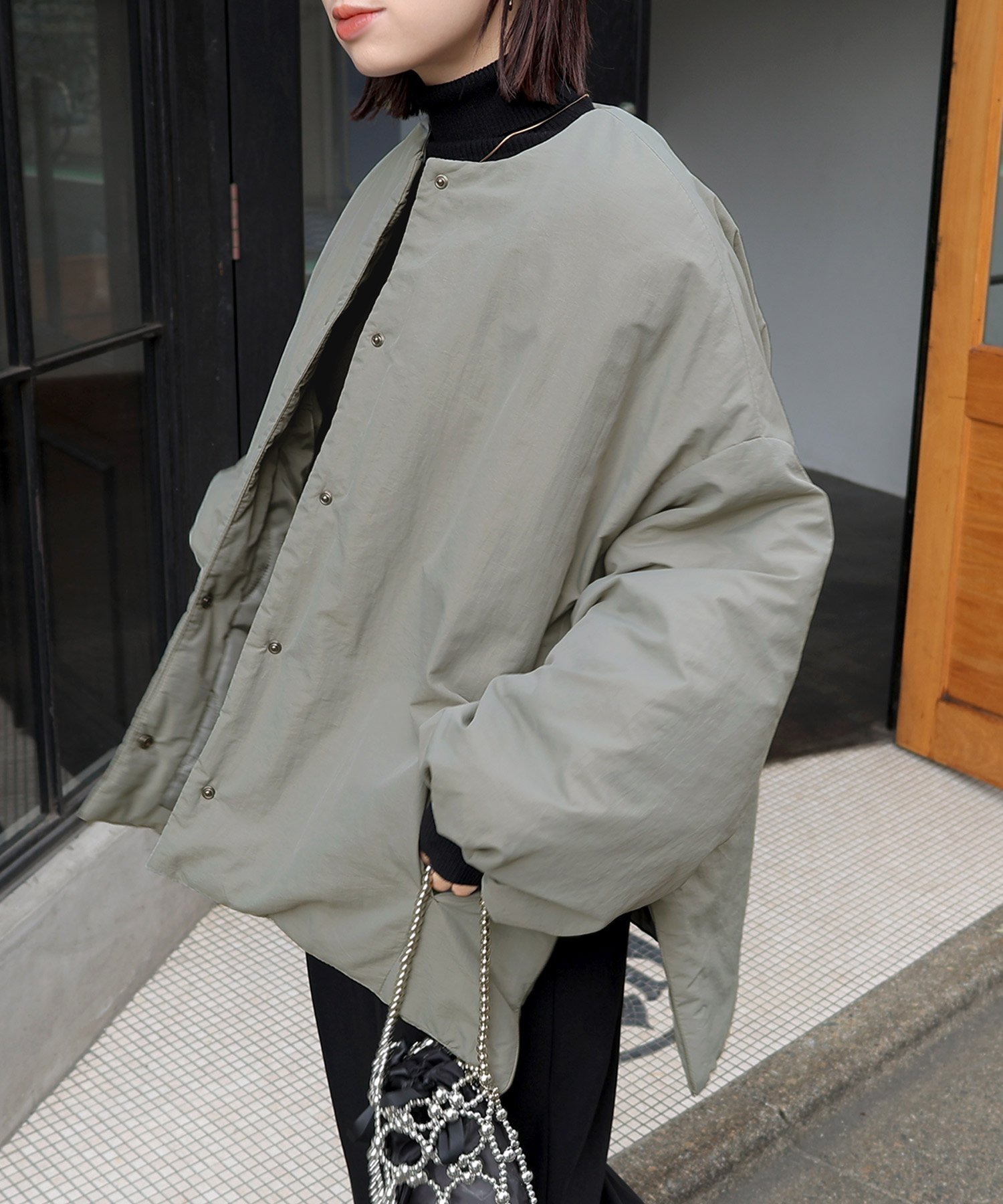 【アンドミー/andme】のサイドファスナー ノーカラー ジャケット インテリア・キッズ・メンズ・レディースファッション・服の通販 founy(ファニー) 　ファッション　Fashion　レディースファッション　Fashion for Women　アウター　Coat / Outerwear Collection　レディースジャケット・軽アウター　Jackets　ノーカラージャケット / シンプル上品コーデ　Collarless Jackets　ジャケット　Jacket, Outerwear　スリット　Slit, Slit Detail　トレンド　Trend, Trending Now　防寒　Cold Protection, Winter-Ready　ラウンド　Round, Round Neck　冬　Winter / This Winter　おすすめ　Recommended / Our Picks　ライトカーキ|ID: prp329100004754951 ipo3291000000034500398