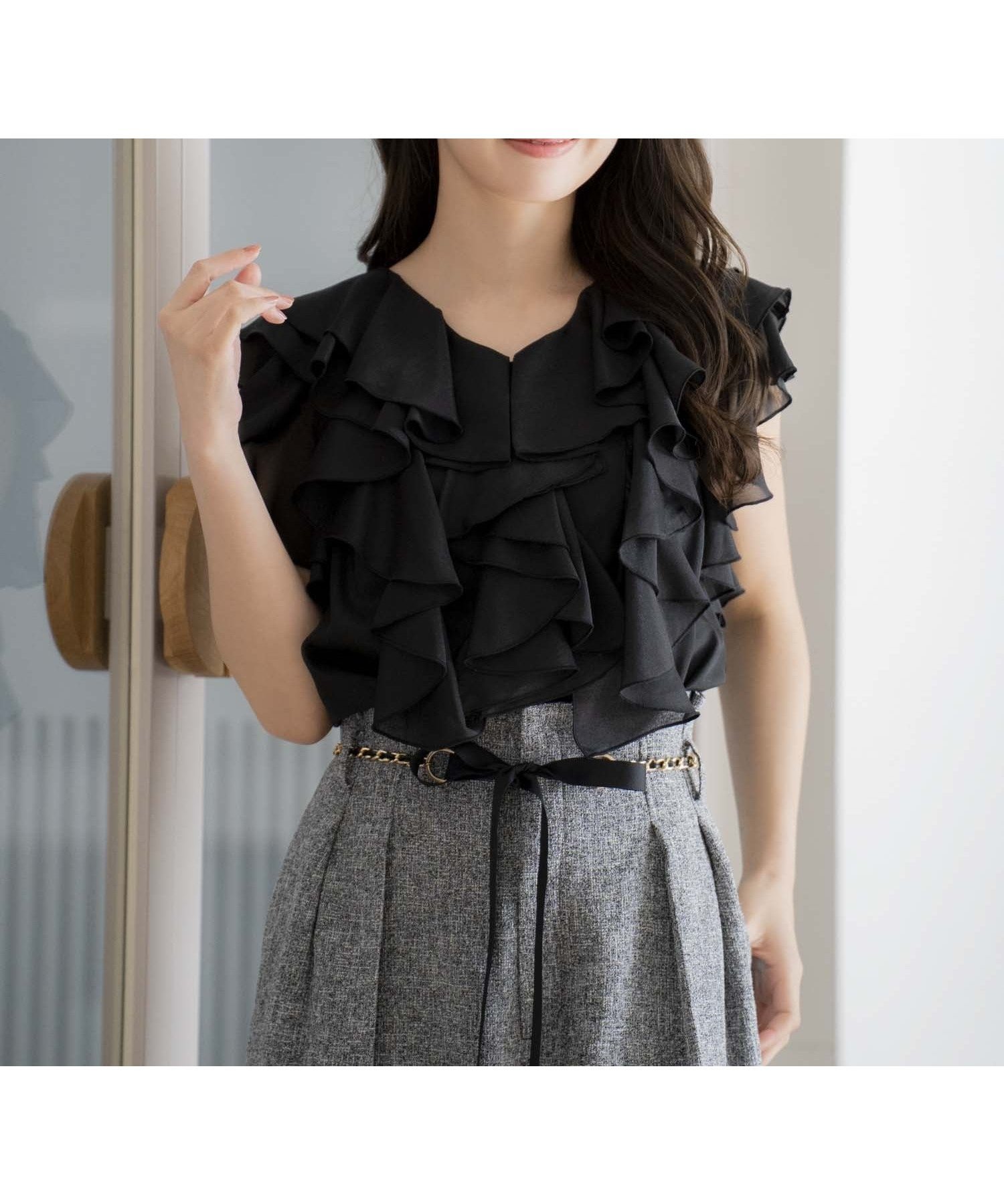 【ノエラ/Noela】のラッフルフリルブラウス 人気、トレンドファッション・服の通販 founy(ファニー) 　ファッション　Fashion　レディースファッション　Fashion for Women　トップス・カットソー　Cut & Sew Tops　シャツ・ブラウス・オフィスカジュアル　Elegant Blouses & Button-Ups　おすすめ　Recommended / Our Picks　チェーン　Chain, Chain Strap　トレンド　Trend, Trending Now　ポケット　Pocket, Pocket Detail　ワイド　Wide, Wide Fit　エレガント 上品　Elegant　 other-1|ID: prp329100004754970 ipo3291000000034612380