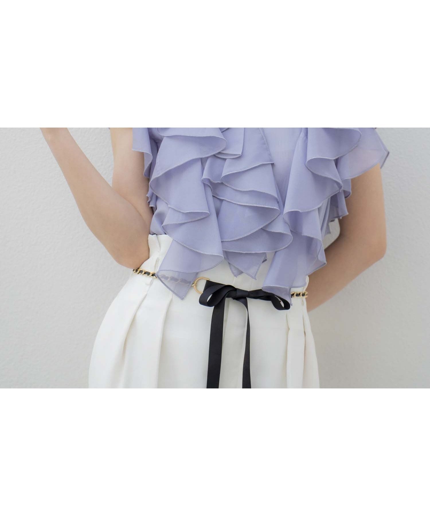 【ノエラ/Noela】のラッフルフリルブラウス インテリア・キッズ・メンズ・レディースファッション・服の通販 founy(ファニー) 　ファッション　Fashion　レディースファッション　Fashion for Women　トップス・カットソー　Cut & Sew Tops　シャツ・ブラウス・オフィスカジュアル　Elegant Blouses & Button-Ups　おすすめ　Recommended / Our Picks　チェーン　Chain, Chain Strap　トレンド　Trend, Trending Now　ポケット　Pocket, Pocket Detail　ワイド　Wide, Wide Fit　エレガント 上品　Elegant　サックス|ID: prp329100004754970 ipo3291000000034612383