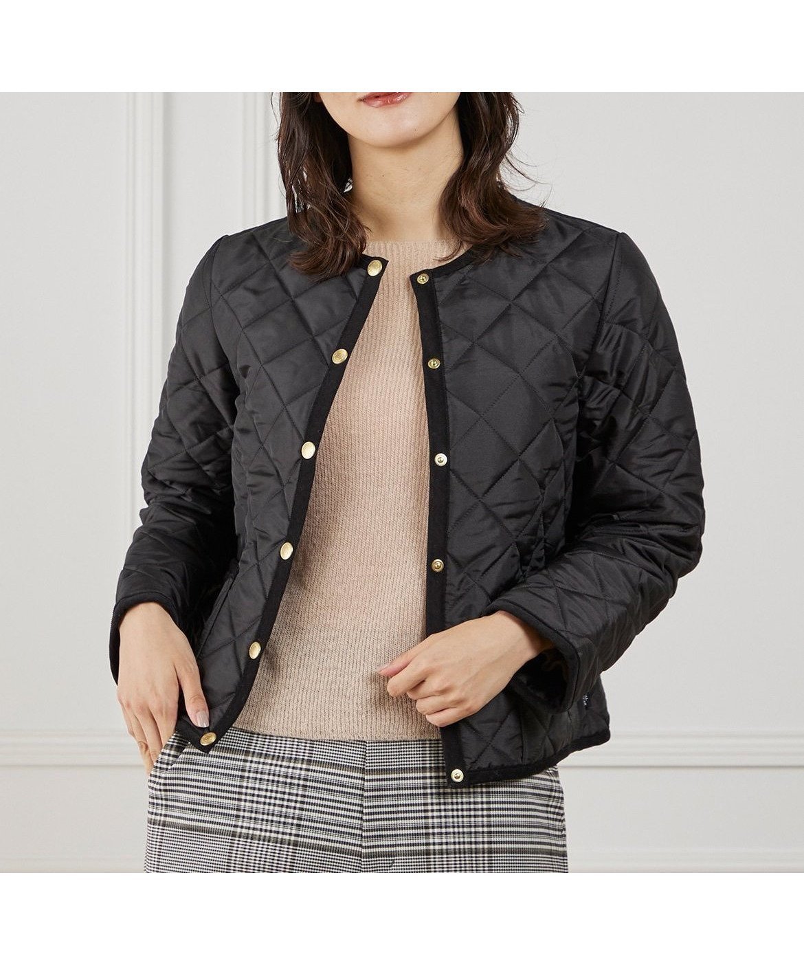 【イネド/INED】の《Traditional Weatherwear》キルティングコート ARKLEY インテリア・キッズ・メンズ・レディースファッション・服の通販 founy(ファニー) 　ファッション　Fashion　レディースファッション　Fashion for Women　アウター　Coat / Outerwear Collection　コート・ロングコート・ピーコート　Long Coats, Peacoats & More　インナー　Innerwear　キルティング　Quilted, Quilting　コンパクト　Compact, Small Size　コーデュロイ　Corduroy, Cord Fabric　ショート　Short, Short Length　ジャケット　Jacket, Outerwear　スマート　Smart, Elegant　ドット　Polka Dot, Dot Pattern　パイピング　Piping, Trim Design　フォルム　Silhouette, Form　ベーシック　Basic, Essential　ポケット　Pocket, Pocket Detail　リュクス　Luxury, Elegant, High-End, Chic　ブラック|ID: prp329100004755138 ipo3291000000034511408