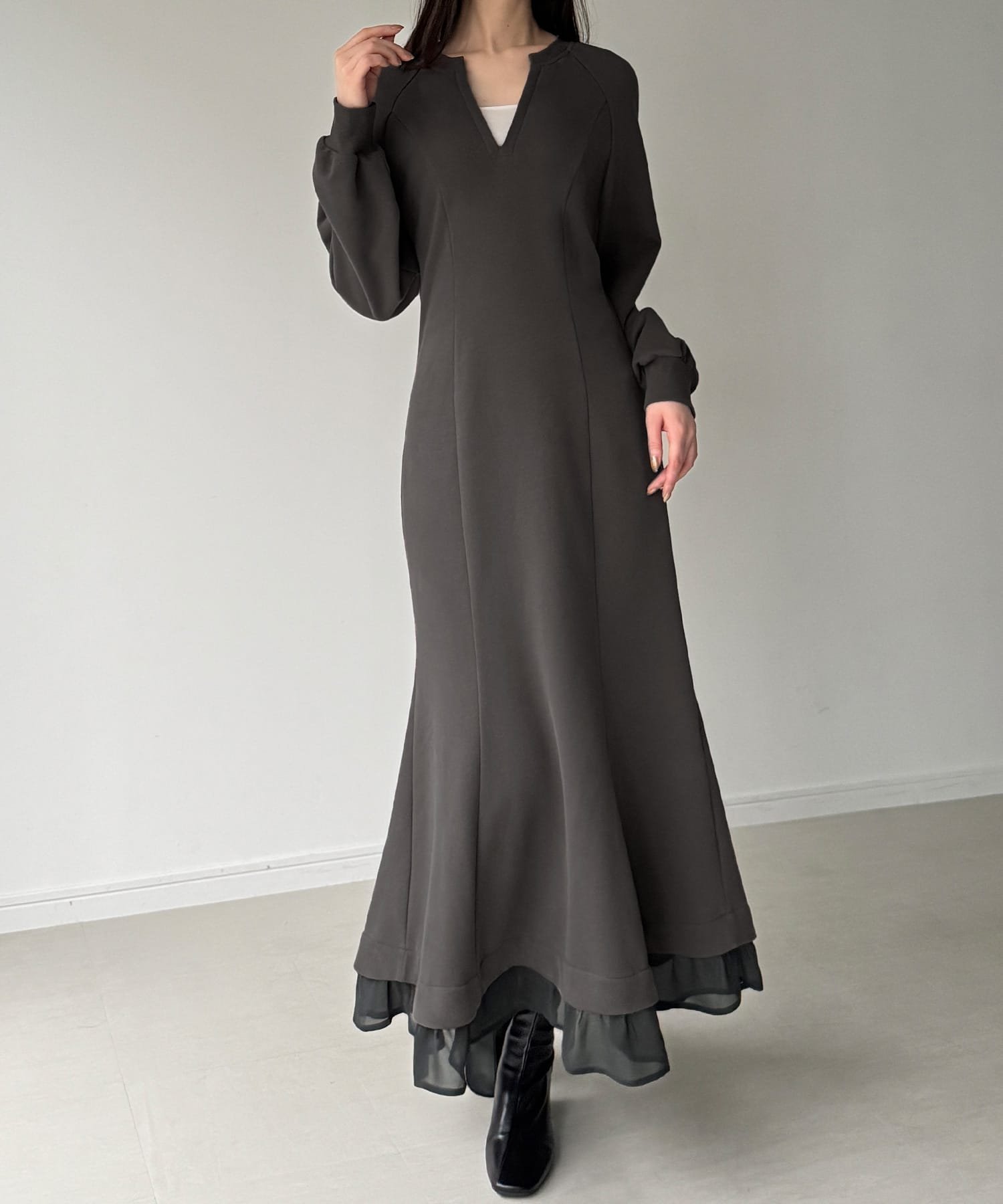 【ジュノア/JUNOAH】の裏起毛レイヤードデザインマーメイドワンピース インテリア・キッズ・メンズ・レディースファッション・服の通販 founy(ファニー) ファッション Fashion レディースファッション Fashion for Women ワンピース Dresses チャコール|ID: prp329100004755173 ipo3291000000034395313