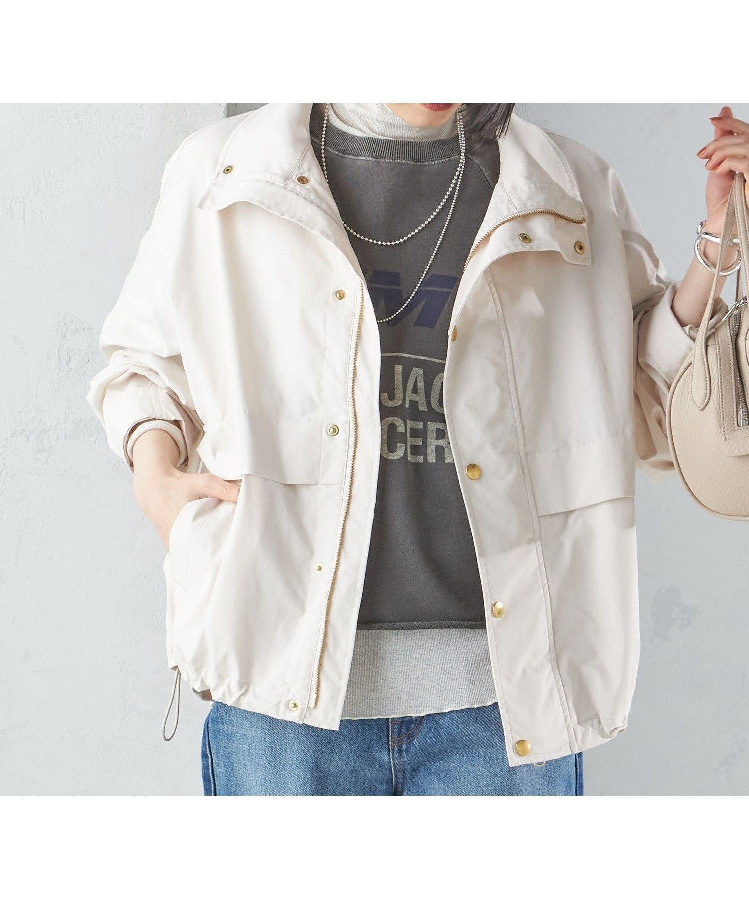 【シップス フォー ウィメン/SHIPS】の洗濯機可能 LIMONTA EAST 中綿 ベスト付き ナイロン ブルゾン インテリア・キッズ・メンズ・レディースファッション・服の通販 founy(ファニー) 　ファッション　Fashion　レディースファッション　Fashion for Women　アウター　Coat / Outerwear Collection　ブルゾンジャケット・スポーティアウター　Blouson Jackets　トップス・カットソー　Cut & Sew Tops　ベスト&ジレ / 重ね着スタイル　Vests & Gilets　イタリア　Italy　キルト　Quilt, Quilted Fabric　スタンド　Stand Collar, Upright Stand　タフタ　Taffeta, Structured Fabric　デニム　Denim, Jeans Material　ドット　Polka Dot, Dot Pattern　バランス　Balance, Style Balance　ブルゾン　Blouson, Bomber Jacket　ベスト　Vest, Waistcoat　ボトム　Bottoms, Lower Wear　ライナー　Liner, Inner Layer　A/W・秋冬　Autumn/Winter　おすすめ　Recommended / Our Picks　2025年　2025　2025春夏・S/S　Spring/Summer 2025 SS25　オフホワイト|ID: prp329100004755174 ipo3291000000035233817