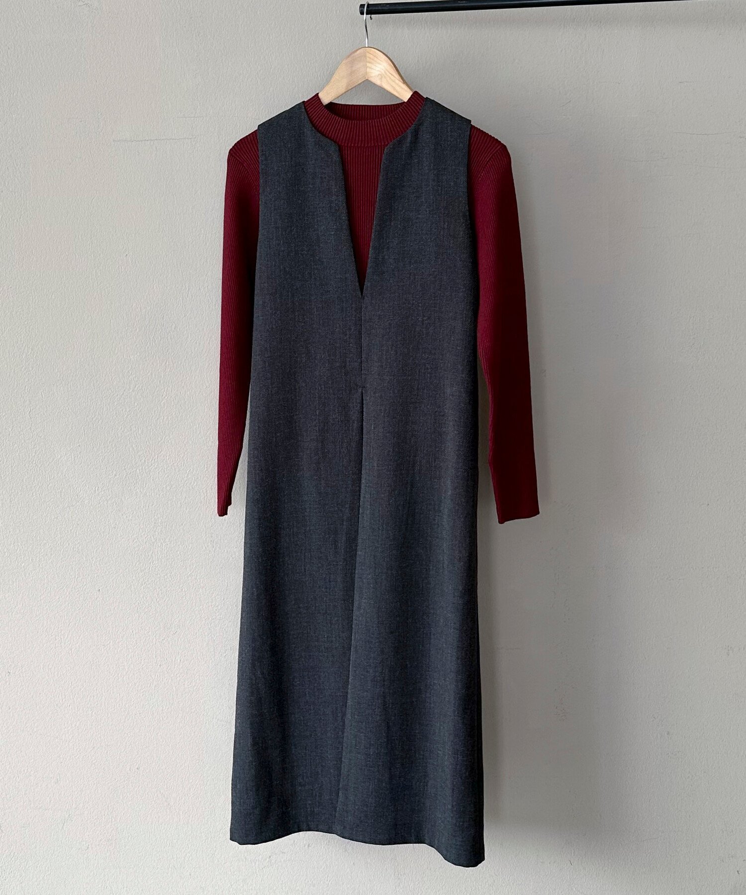 【ドゥ アルシーヴ/Doux archives】のニットSETジャンスカ インテリア・キッズ・メンズ・レディースファッション・服の通販 founy(ファニー) ファッション Fashion レディースファッション Fashion for Women トップス・カットソー Cut & Sew Tops ニット Knit Tops & Sweaters おすすめ Recommended / Our Picks CHARCOAL GRAY|ID: prp329100004755194 ipo3291000000034395413