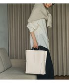 【ロペ/ROPE'】の【E POR】BAMBOO BAG Large【通勤】【A4対応】 人気、トレンドファッション・服の通販 founy(ファニー) ファッション Fashion レディースファッション Fashion for Women エレガント 上品 Elegant ショルダー Shoulder, Shoulder Strap スーツ Suit, Formalwear ボンディング Bonding, Bonded Fabric ポケット Pocket, Pocket Detail マグネット Magnet, Magnetic Closure おすすめ Recommended / Our Picks ビジネス 仕事 通勤 Business / Work / Commuting thumbnail オフホワイト(15)|ID: prp329100004755210 ipo3291000000035138299