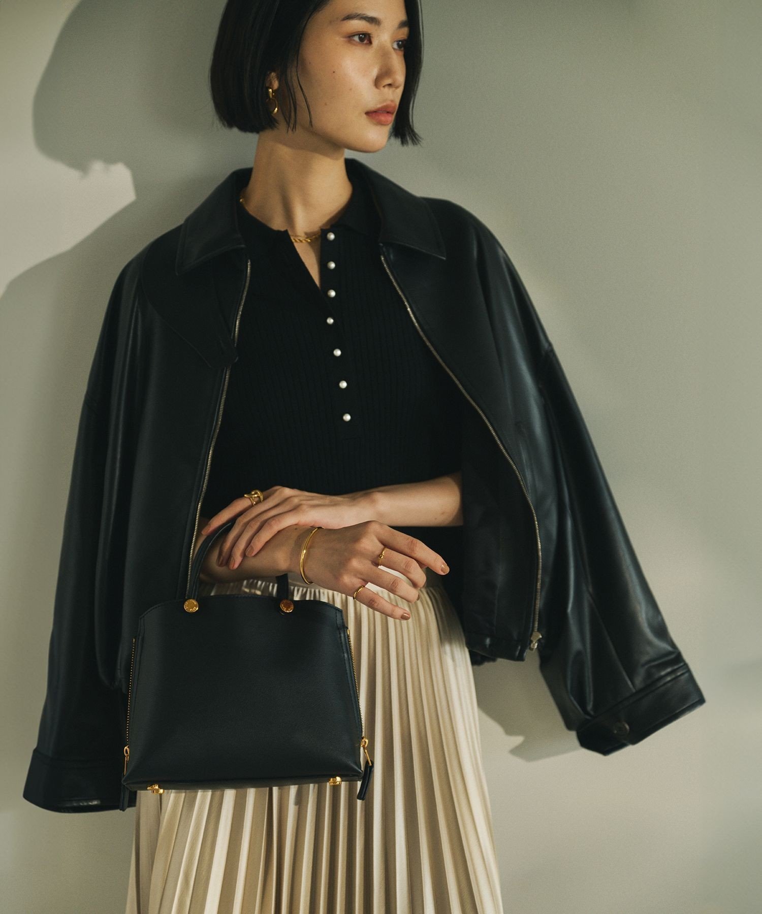 【ロペ/ROPE'】の【E POR】Y BAG Mini インテリア・キッズ・メンズ・レディースファッション・服の通販 founy(ファニー) 　ファッション　Fashion　レディースファッション　Fashion for Women　エレガント 上品　Elegant　サイドジップ　Side Zip, Side Zipper　ショルダー　Shoulder, Shoulder Strap　シルバー　Silver, Metallic Silver　シンプル　Simple, Minimal　ハンド　Hand, Handmade　ポケット　Pocket, Pocket Detail　ラベンダー　Lavender　ビジネス 仕事 通勤　Business / Work / Commuting　ブラック(01)|ID: prp329100004755218 ipo3291000000034932094