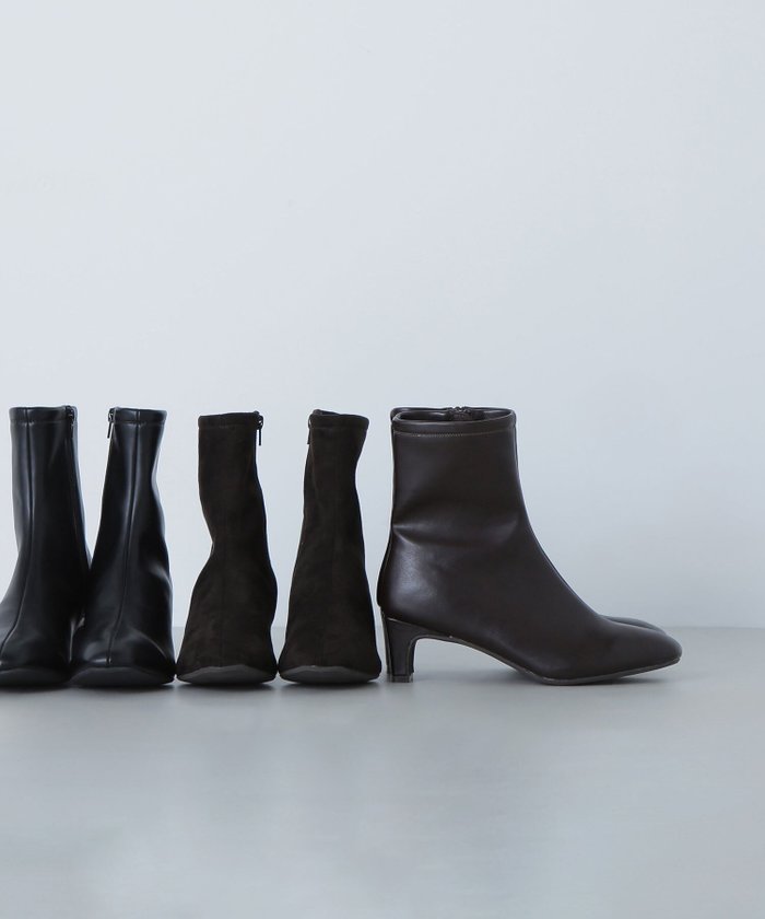 【ナチュラル ビューティー ベーシック/NATURAL BEAUTY BASIC】のストレッチショートブーツ インテリア・キッズ・メンズ・レディースファッション・服の通販 founy(ファニー) https://founy.com/ 雑誌掲載アイテム Magazine Picks & Fashion Features ファッション雑誌 Fashion Magazines オッジ Oggi ファッション Fashion レディースファッション Fashion for Women 12月号 December Issue ショート Short, Short Length ストレッチ Stretch, Stretchy Fabric フェイクレザー Faux Leather, PU Leather ライニング Inner Lining, Inner Fabric, Lined 定番 Standard, Basic Item 雑誌 Magazine, Fashion Magazine |ID: prp329100004755289 ipo3291000000034512161