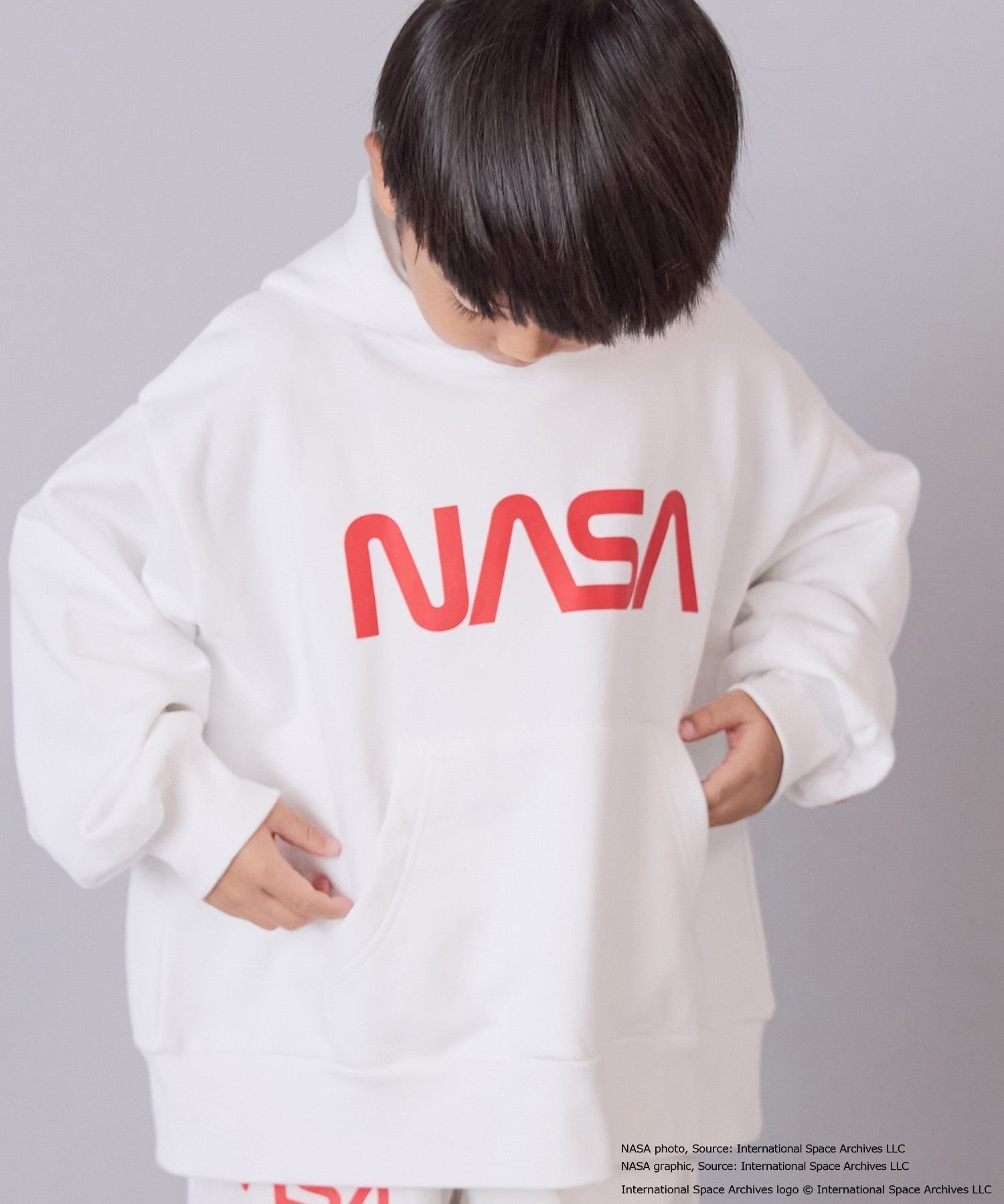 【ローリーズファーム/LOWRYS FARM / KIDS】のNASAロゴフーディー インテリア・キッズ・メンズ・レディースファッション・服の通販 founy(ファニー) 　ファッション　Fashion　キッズファッション　Fashion for Kids　おすすめ　Recommended / Our Picks　セットアップ　Set-Up, Coordinated Outfit　フロント　Front, Front Design　プリント　Print, Printed Pattern　ロング　Long, Long-Length　オフホワイト|ID: prp329100004755320 ipo3291000000034625108