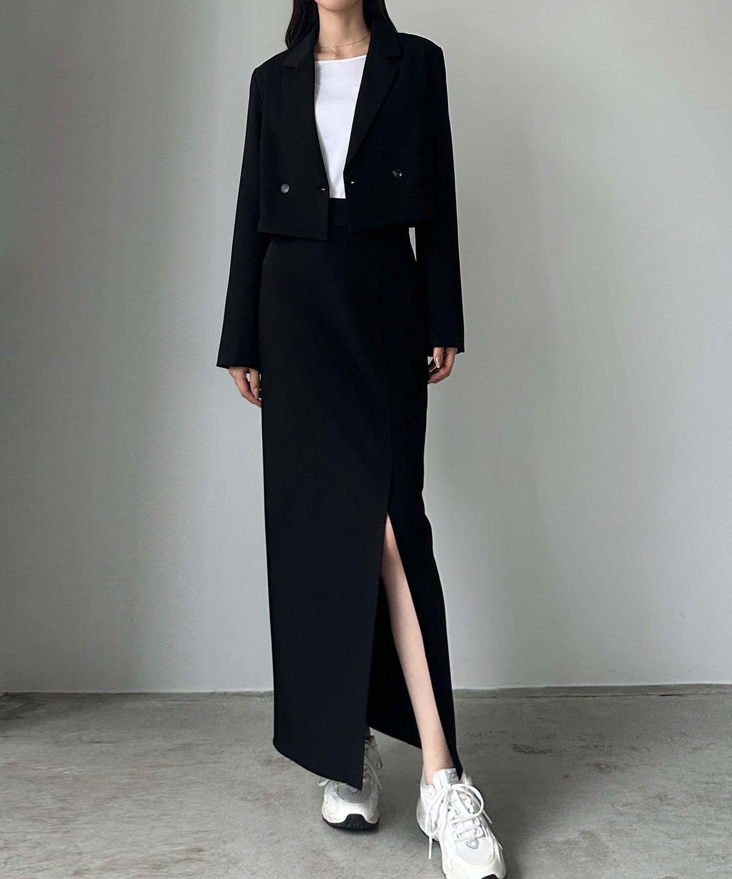 【ジュノア/JUNOAH】のLouere ショートテーラードジャケット+前スリットタイトスカートSET 人気、トレンドファッション・服の通販 founy(ファニー) 　ファッション　Fashion　レディースファッション　Fashion for Women　アウター　Coat / Outerwear Collection　レディースジャケット・軽アウター　Jackets　テーラードジャケット / 通勤・きれいめスタイル　Tailored Jackets & Blazers　セットアップ　Matching Sets　スカート・ミニ/ミディ/マキシ　Skirts / Mini, Midi & Maxi Skirts　ジャケット　Jacket, Outerwear　 other-1|ID: prp329100004755875 ipo3291000000034486546