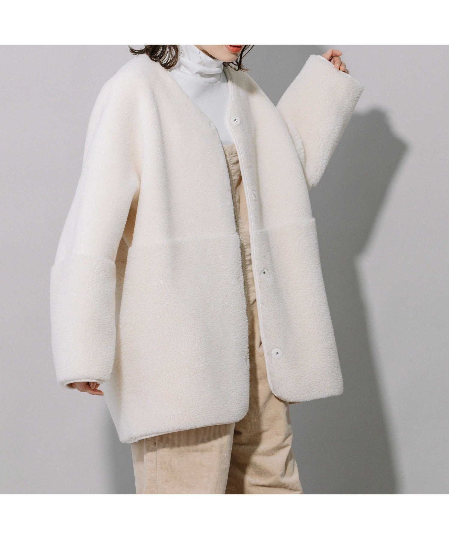 【ミューニック/Munich】のウールシープボアムートンリバーシブルノーカラーコート インテリア・キッズ・メンズ・レディースファッション・服の通販 founy(ファニー) 　ファッション　Fashion　レディースファッション　Fashion for Women　アウター　Coat / Outerwear Collection　コート・ロングコート・ピーコート　Long Coats, Peacoats & More　キルティング　Quilted, Quilting　ショート　Short, Short Length　定番　Standard, Basic Item　パイピング　Piping, Trim Design　フェミニン　Feminine, Girly　ブルゾン　Blouson, Bomber Jacket　ベーシック　Basic, Essential　ボトム　Bottoms, Lower Wear　ボンディング　Bonding, Bonded Fabric　防寒　Cold Protection, Winter-Ready　ムートン　Shearling, Mouton　ライナー　Liner, Inner Layer　リバーシブル　Reversible, Two-Sided　冬　Winter / This Winter　A/W・秋冬　Autumn/Winter　おすすめ　Recommended / Our Picks　2025年　2025　2025-2026秋冬・A/W　Autumn/Winter 2025–26 AW25–26　ivry|ID: prp329100004756064 ipo3291000000034590669