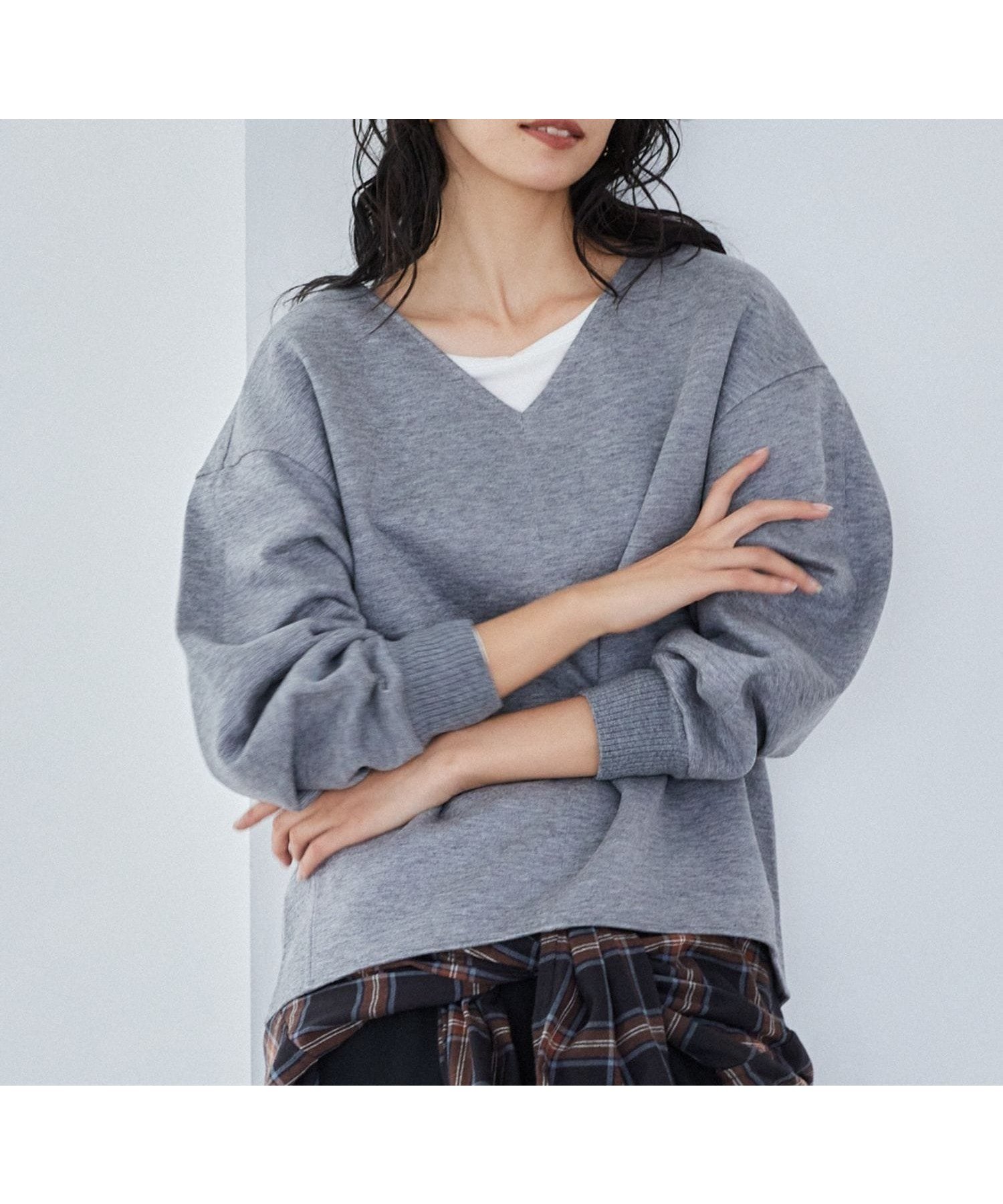 【バンヤードストーム/BARNYARDSTORM】のTRスムースVネックプルオーバー / マシンウォッシャブル インテリア・キッズ・メンズ・レディースファッション・服の通販 founy(ファニー) ファッション Fashion レディースファッション Fashion for Women トップス・カットソー Cut & Sew Tops カジュアルプルオーバー・ニットトップス Pullovers & Knit Tops / Casual Pullovers Vネックトップス V-Neck Tops / V-Cut Neckline Shirts デコルテ Décolleté, Neckline ワイド Wide, Wide Fit ビジネス 仕事 通勤 Business / Work / Commuting グレー|ID: prp329100004756197 ipo3291000000034479153