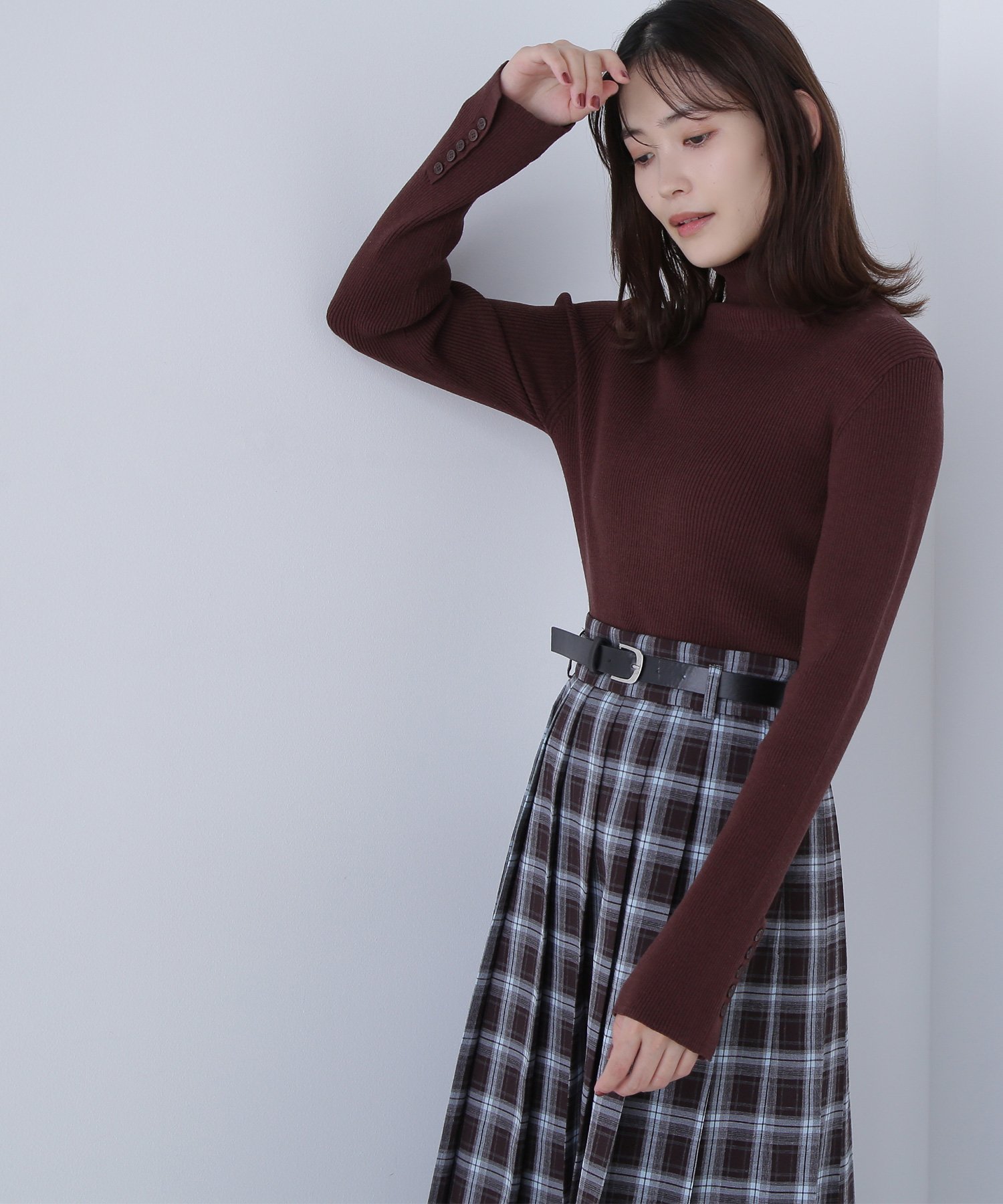 【ナチュラル ビューティー ベーシック/NATURAL BEAUTY BASIC】のベーシックタートルネックニット インテリア・キッズ・メンズ・レディースファッション・服の通販 founy(ファニー) 　雑誌掲載アイテム　Magazine Picks & Fashion Features　ファッション雑誌　Fashion Magazines　オッジ　Oggi　ファッション　Fashion　レディースファッション　Fashion for Women　トップス・カットソー　Cut & Sew Tops　ニット　Knit Tops & Sweaters　タートルネック・ハイネックトップス　Turtlenecks & High-Neck Tops　インナー　Innerwear　コンパクト　Compact, Small Size　12月号　December Issue　シンプル　Simple, Minimal　ジャケット　Jacket, Outerwear　雑誌　Magazine, Fashion Magazine　タートルネック　Turtleneck, High Neck　定番　Standard, Basic Item　ベーシック　Basic, Essential　リブニット　Rib Knit, Ribbed Knit　おすすめ　Recommended / Our Picks　ダークブラウン1|ID: prp329100004756262 ipo3291000000034596649