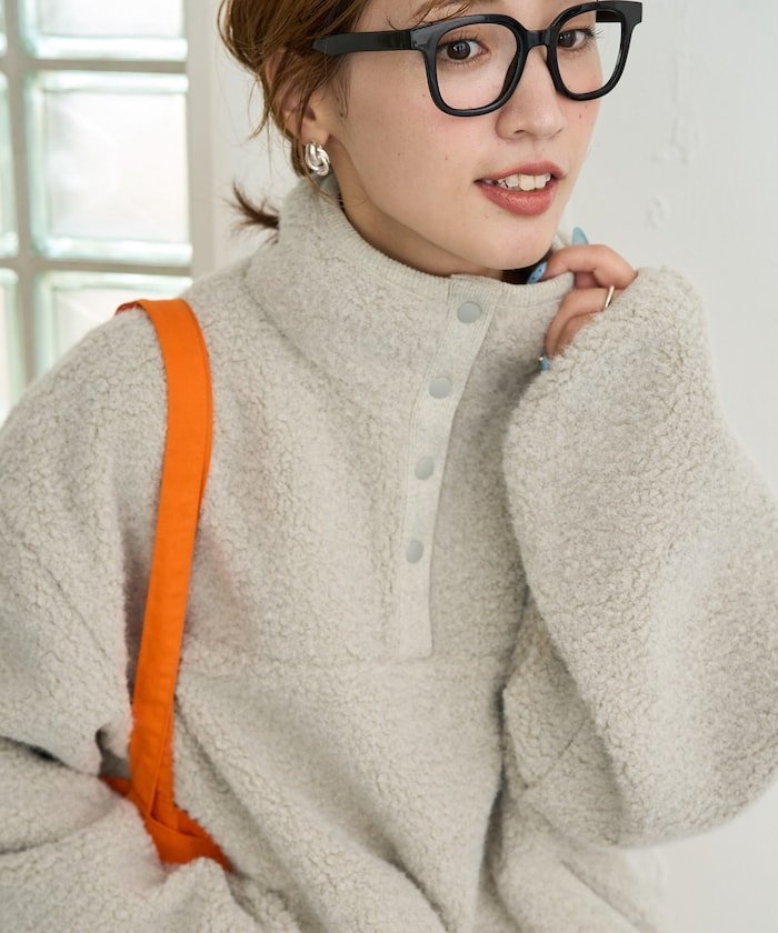 【フリークスストア/FREAK'S STORE】のマシュマロ ボア スナップ ボタン プルオーバー【限定展開】 25AW インテリア・キッズ・メンズ・レディースファッション・服の通販 founy(ファニー) 　ファッション　Fashion　レディースファッション　Fashion for Women　トップス・カットソー　Cut & Sew Tops　カジュアルプルオーバー・ニットトップス　Pullovers & Knit Tops / Casual Pullovers　アウトドア　Outdoor Clothing　キャップ　Cap, Baseball Cap　シューズ　Shoes, Footwear　ショート　Short, Short Length　シンプル　Simple, Minimal　スニーカー　Sneakers, Trainers　スラックス　Slacks, Dress Pants　デニム　Denim, Jeans Material　ドローコード　Drawcord, Drawstring Cord　フラット　Flat, Flat Shoes　フロント　Front, Front Design　無地　Plain, Solid Color　リラックス　Relax, Relaxed Fit　A/W・秋冬　Autumn/Winter　冬　Winter / This Winter　おすすめ　Recommended / Our Picks　2025年　2025　2025-2026秋冬・A/W　Autumn/Winter 2025–26 AW25–26　ライトグレー|ID: prp329100004756316 ipo3291000000034704872