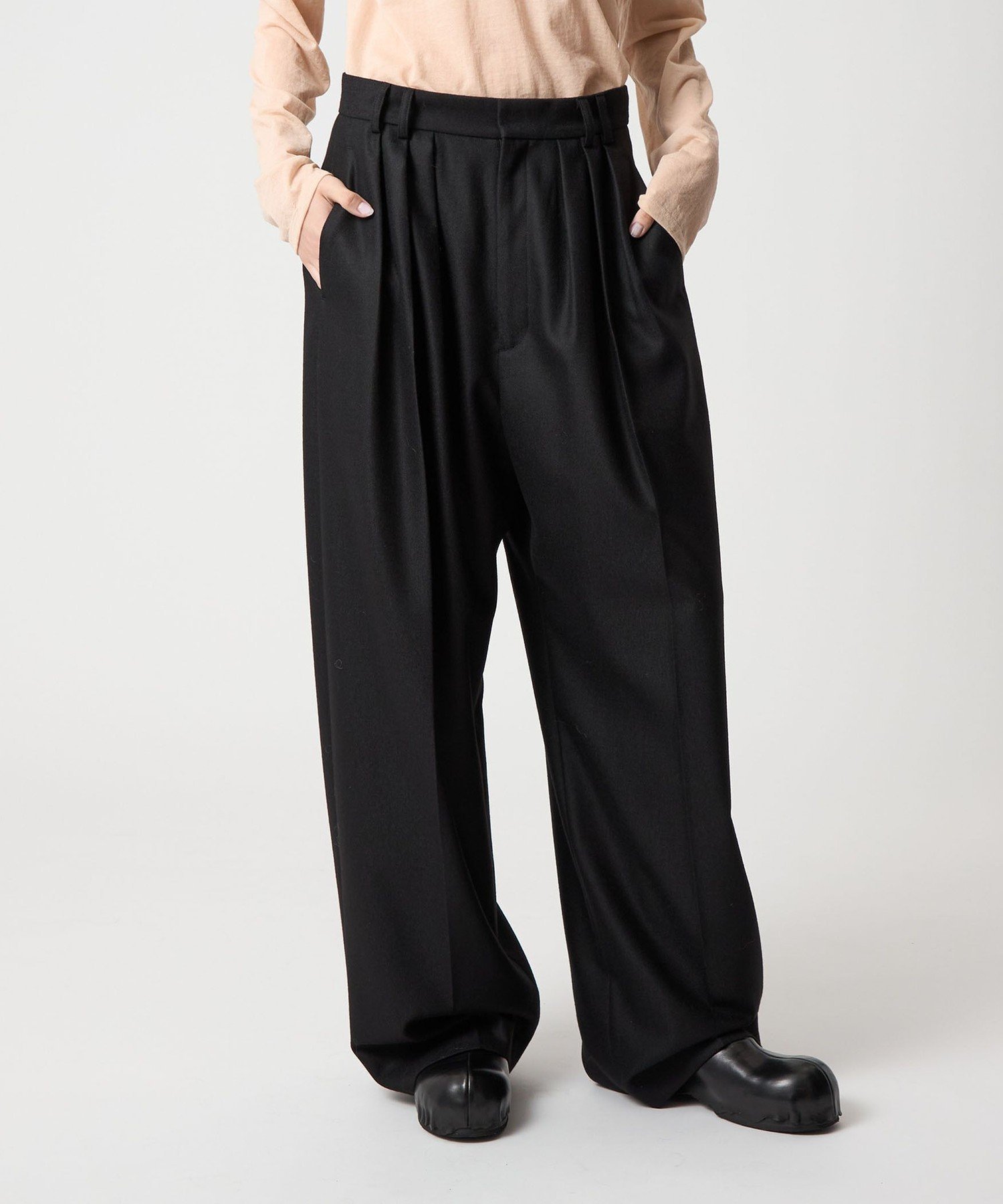 【ビューティ&ユース ユナイテッドアローズ/BEAUTY&YOUTH / UNITED ARROWS】の6(ROKU) ウール タック パンツ 25FW インテリア・キッズ・メンズ・レディースファッション・服の通販 founy(ファニー) 　ファッション　Fashion　レディースファッション　Fashion for Women　パンツ　Pants & Trousers　バランス　Balance, Style Balance　A/W・秋冬　Autumn/Winter　BLACK|ID: prp329100004757010 ipo3291000000034412581