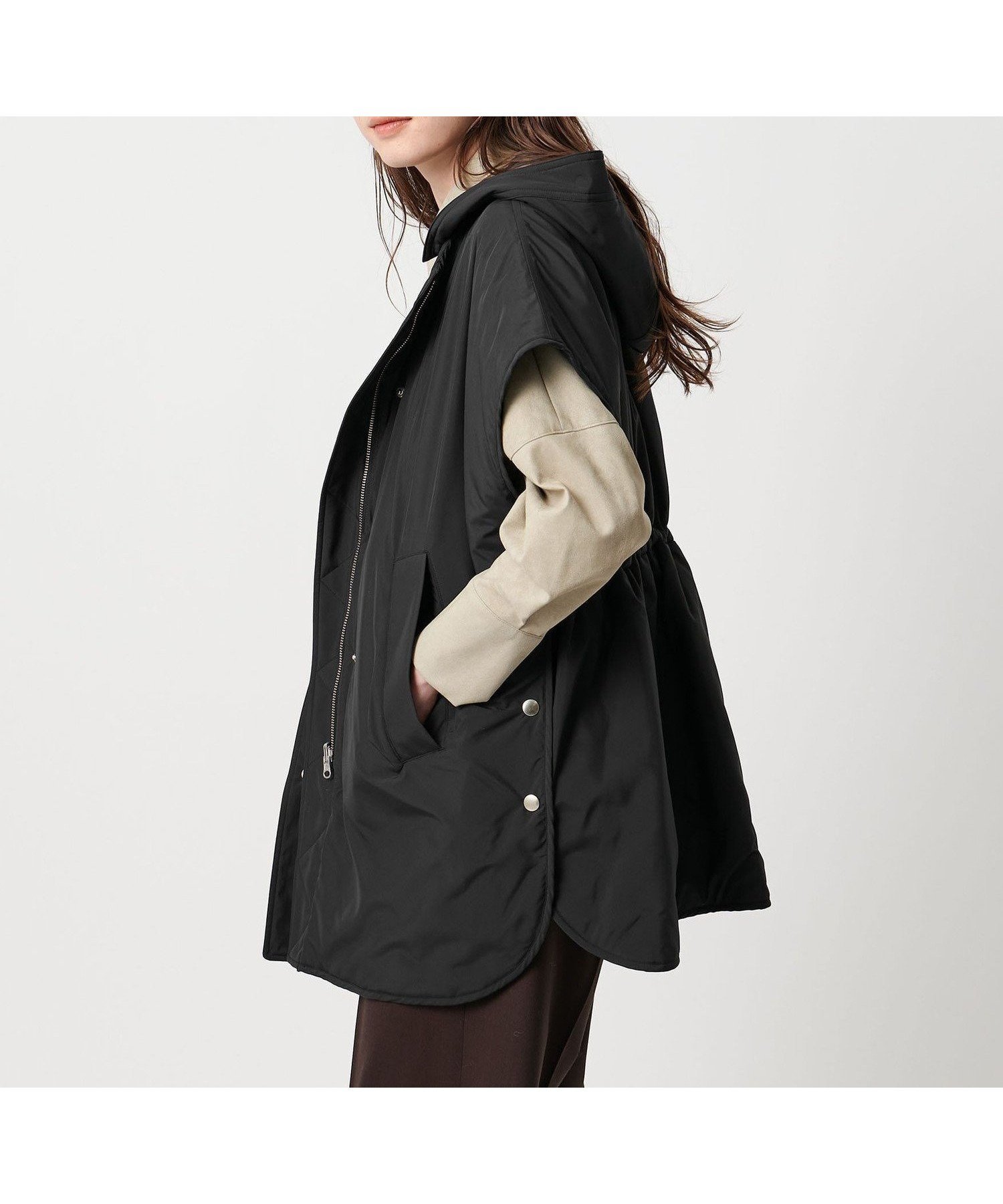 【ユナイテッドアローズ/UNITED ARROWS】のTICCA キルティング リバーシブル ポンチョ コート インテリア・キッズ・メンズ・レディースファッション・服の通販 founy(ファニー)  ファッション Fashion レディースファッション Fashion for Women アウター Coat / Outerwear Collection コート・ロングコート・ピーコート Long Coats, Peacoats & More ポンチョ・ケープコート Ponchos & Capes エレガント 上品 Elegant キルティング Quilted, Quilting コレクション Collection, Seasonal Line タイトスカート Pencil Skirt, Tight Skirt タフタ Taffeta, Structured Fabric ダウン Down, Puffer デニム Denim, Jeans Material ドローコード Drawcord, Drawstring Cord ポンチョ Poncho, Cape Style リバーシブル Reversible, Two-Sided ロング Long, Long-Length ワイド Wide, Wide Fit ワーク Workwear, Utility Style おすすめ Recommended / Our Picks BLACK|ID: prp329100004757124 ipo3291000000034413869