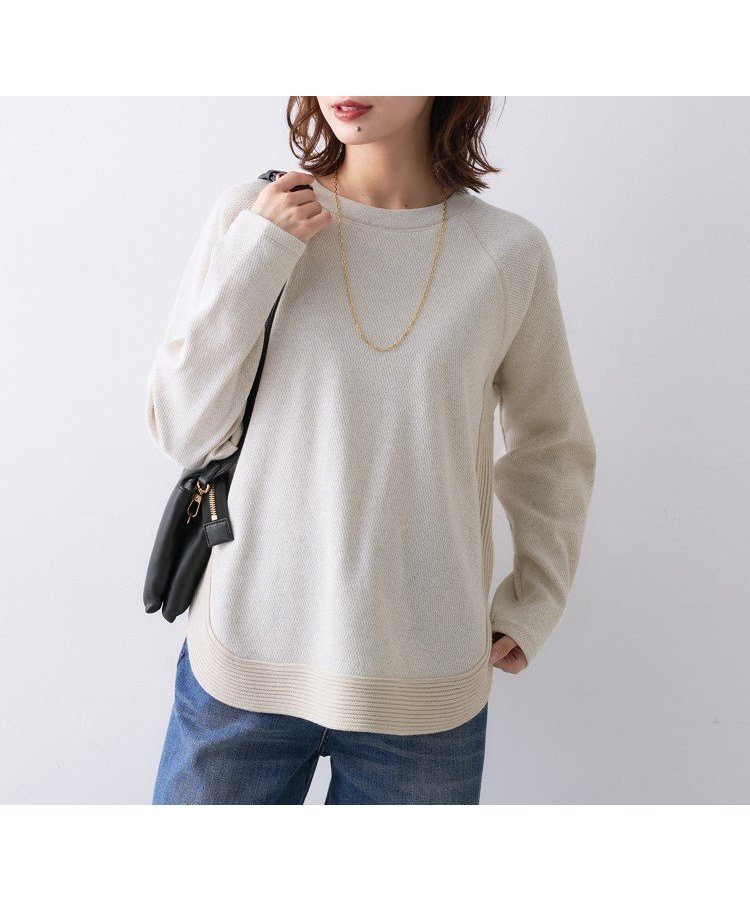 【アンタイトル/UNTITLED】の【Munich】ラウンドヘムプルオーバー インテリア・キッズ・メンズ・レディースファッション・服の通販 founy(ファニー) 　ファッション　Fashion　レディースファッション　Fashion for Women　トップス・カットソー　Cut & Sew Tops　カジュアルプルオーバー・ニットトップス　Pullovers & Knit Tops / Casual Pullovers　アクリル　Acrylic Material　インナー　Innerwear　シンプル　Simple, Minimal　スタイリッシュ　Stylish, Fashionable　スマート　Smart, Elegant　デニム　Denim, Jeans Material　トレンド　Trend, Trending Now　ドッキング　Docking, Mixed Material　バランス　Balance, Style Balance　フェミニン　Feminine, Girly　フレア　Flare, Flared　ベーシック　Basic, Essential　ボトム　Bottoms, Lower Wear　リラックス　Relax, Relaxed Fit　ワイド　Wide, Wide Fit　おすすめ　Recommended / Our Picks　エレガント 上品　Elegant　グレージュ|ID: prp329100004757138 ipo3291000000034413967