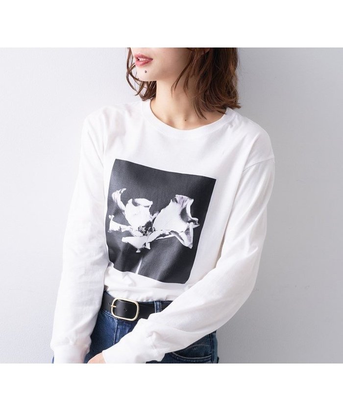 【アンタイトル/UNTITLED】の【Liyoca】フォトTシャツ インテリア・キッズ・メンズ・レディースファッション・服の通販 founy(ファニー) https://founy.com/ ファッション Fashion レディースファッション Fashion for Women トップス・カットソー Cut & Sew Tops シャツ・ブラウス・オフィスカジュアル Elegant Blouses & Button-Ups ロングTシャツ・Tシャツ Longline T-Shirts & Tees 春 Spring カーディガン Cardigan, Knitwear シンプル Simple, Minimal ジャケット Jacket, Outerwear スマート Smart, Elegant ブルゾン Blouson, Bomber Jacket リアル Real, Realistic |ID: prp329100004757140 ipo3291000000034413973