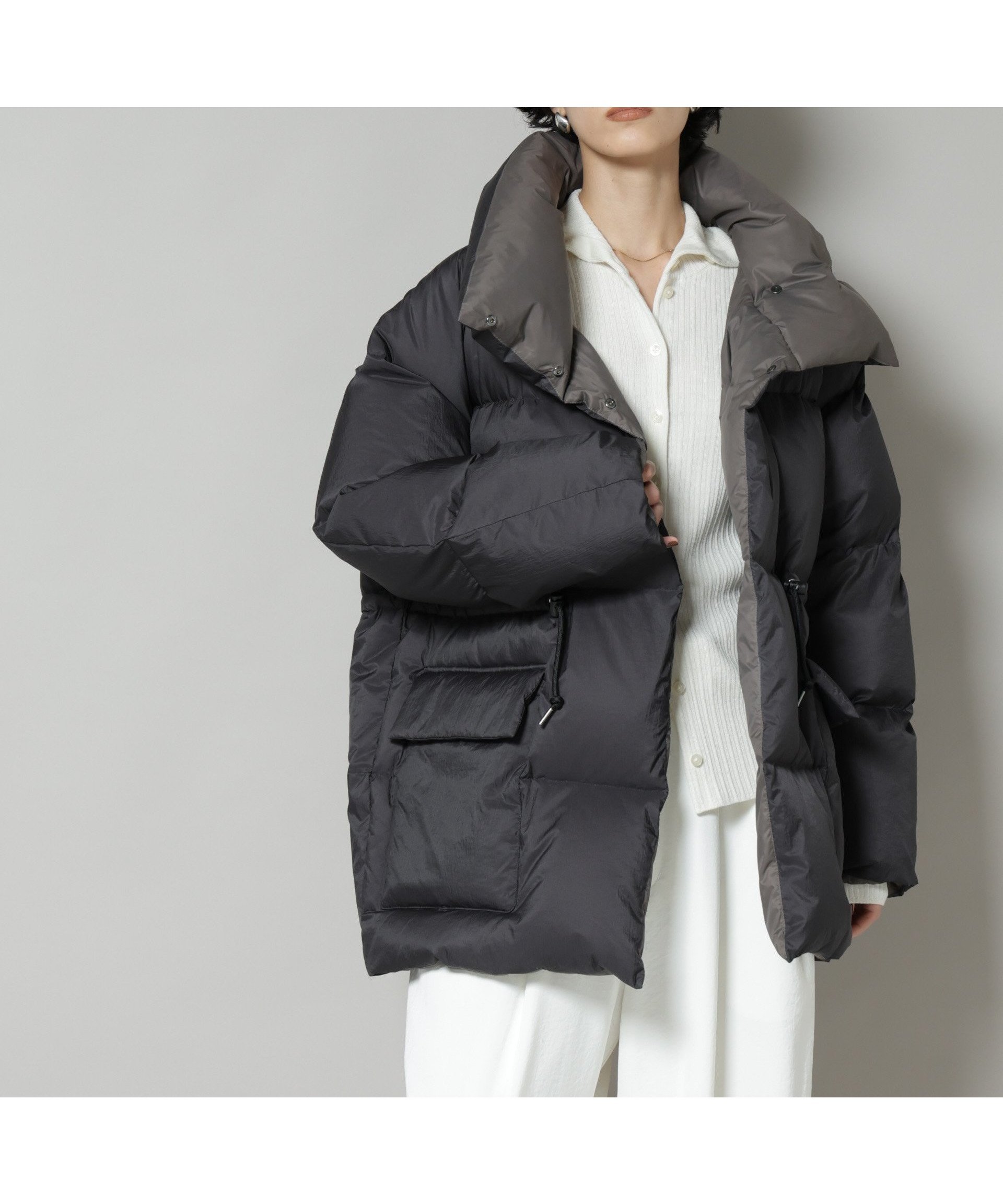 【ナノ ユニバース/nano universe】の「西川ダウン」バイカラーボリュームダウン インテリア・キッズ・メンズ・レディースファッション・服の通販 founy(ファニー) ファッション Fashion レディースファッション Fashion for Women アウトドア Outdoor Clothing アクセサリー Fashion Accessories コーティング Coating, Coated Finish 軽量 Lightweight, Ultra Light ダウン Down, Puffer ダブル Double, Double-Breasted ドット Polka Dot, Dot Pattern 時計 Watch, Wristwatch フロント Front, Front Design ワッシャー Washer, Crinkled Finish 2025年 2025 2025-2026秋冬・A/W Autumn/Winter 2025–26 AW25–26 ブラック|ID: prp329100004757146 ipo3291000000034560857